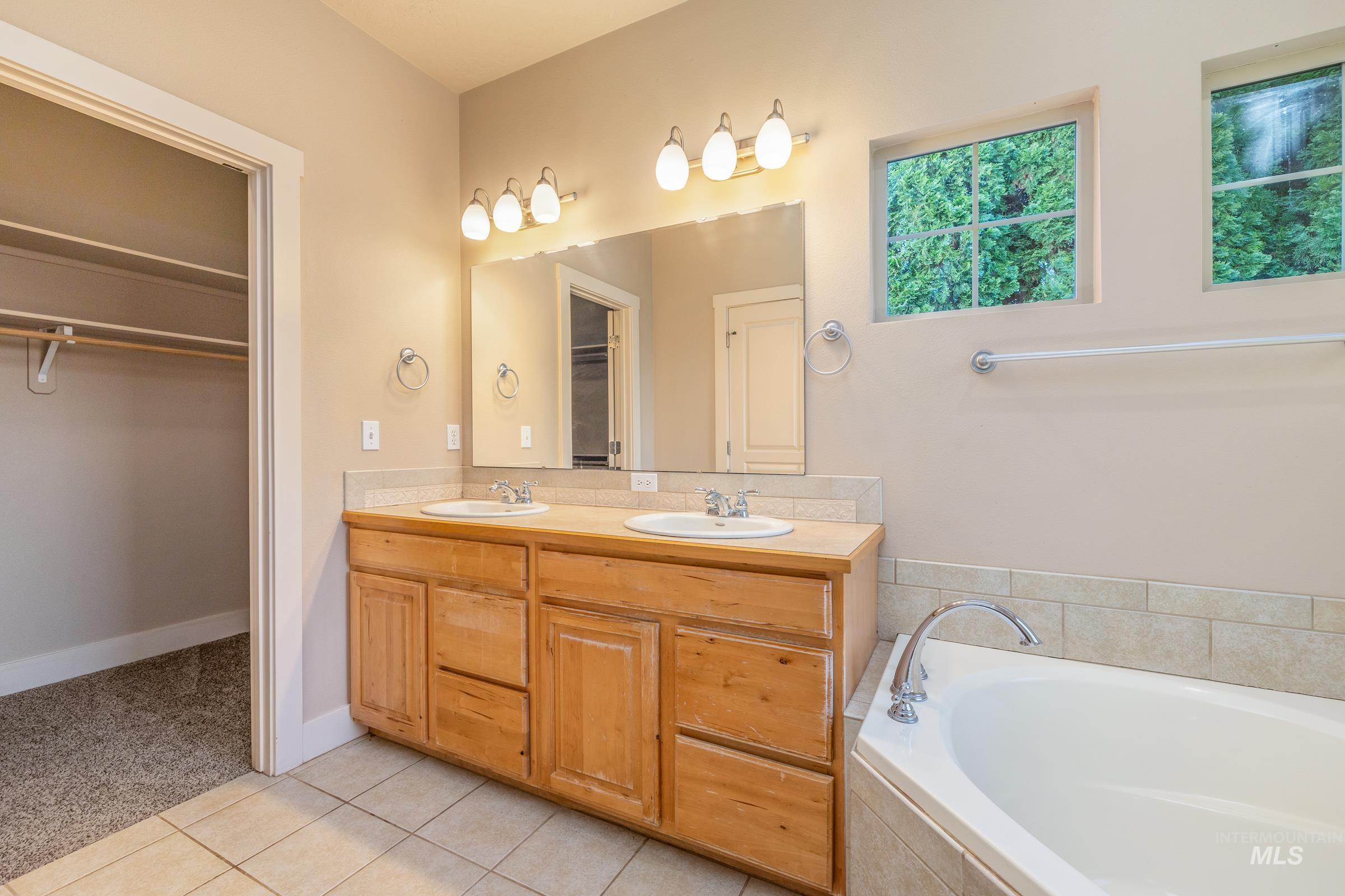 11543 W Wagon Pass Ct, Boise, Idaho 83709, 4 Bedrooms, 2.5 Bathrooms, Residential For Sale, Price $549,900, 98986840