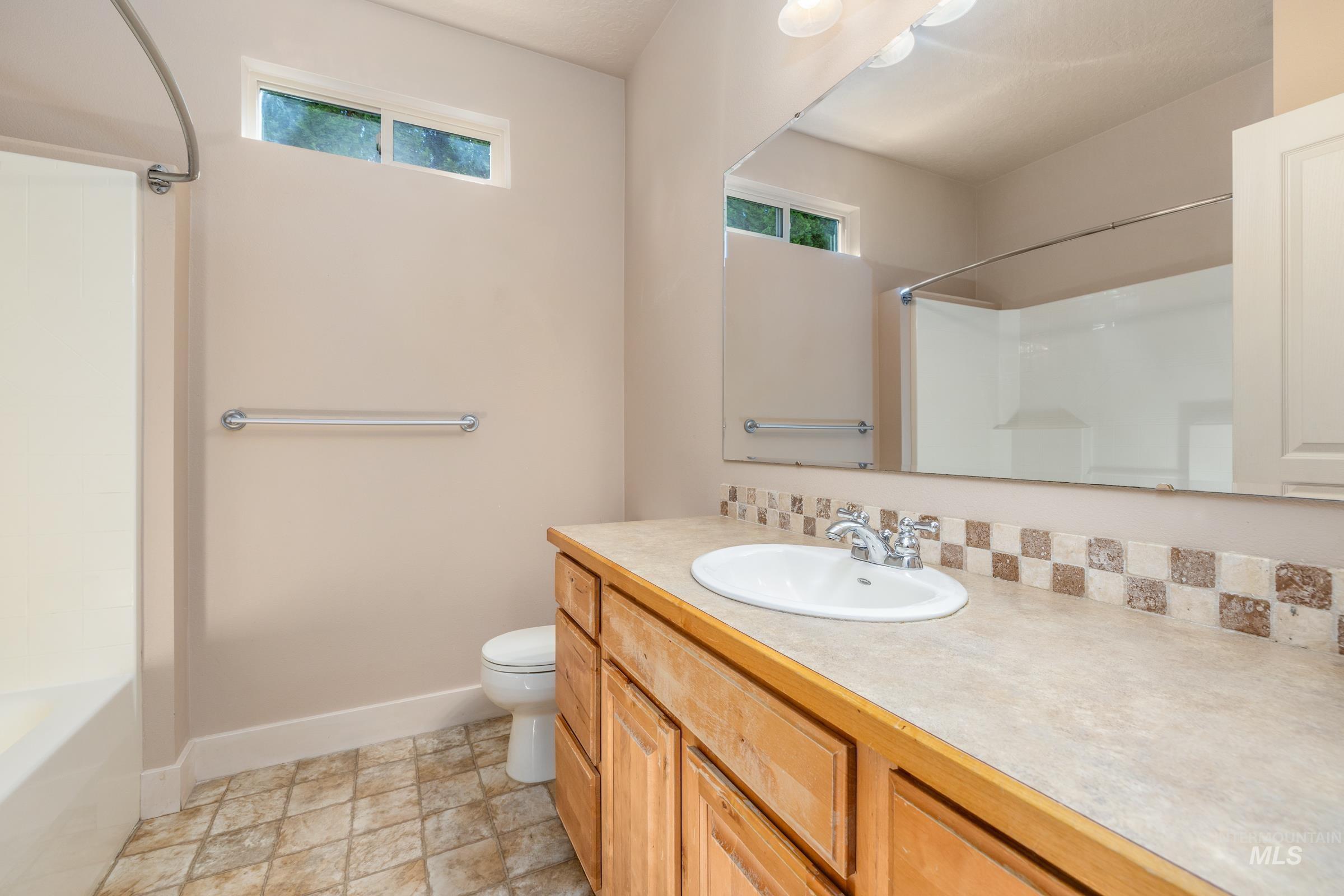 11543 W Wagon Pass Ct, Boise, Idaho 83709, 4 Bedrooms, 2.5 Bathrooms, Residential For Sale, Price $549,900, 98986840