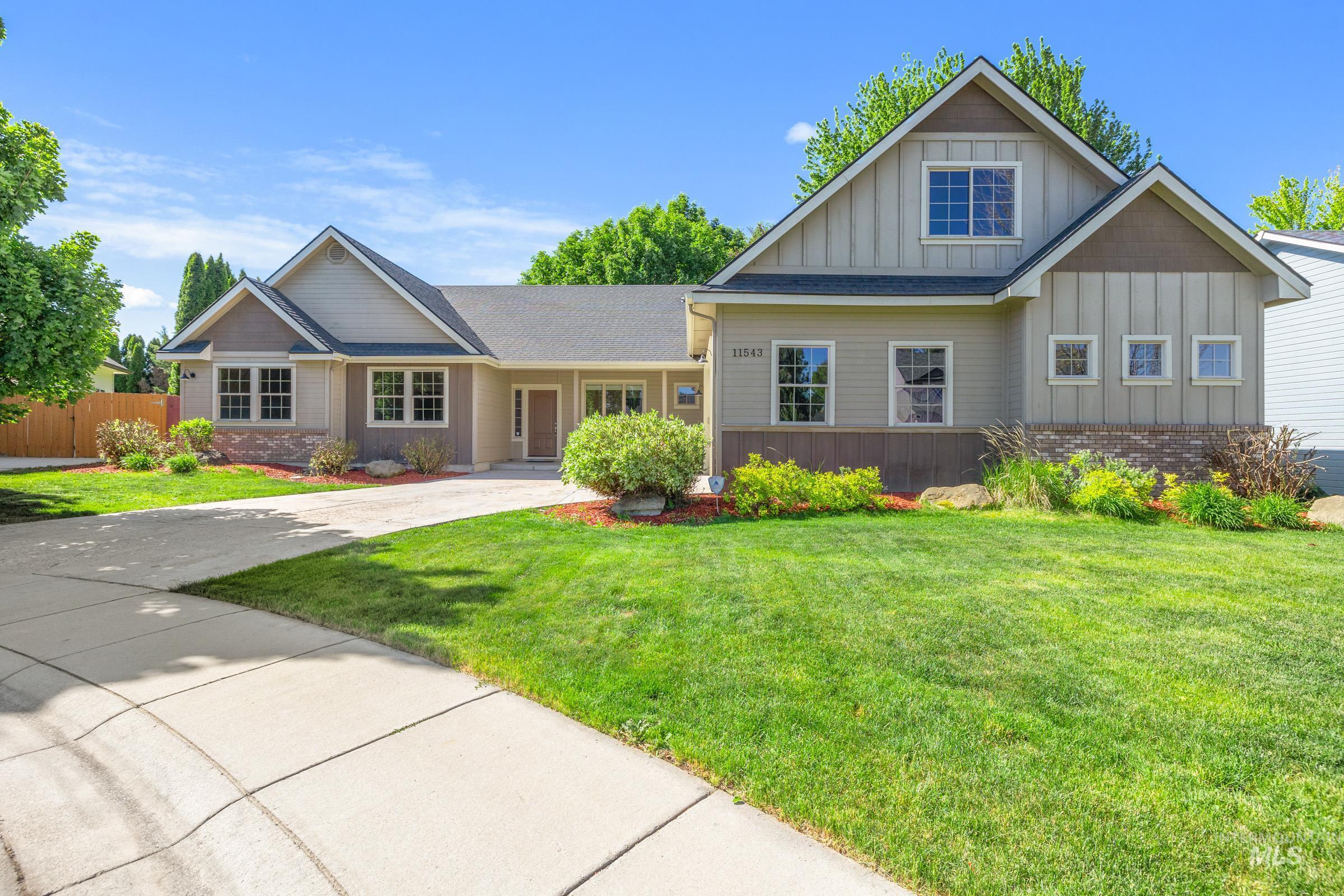 11543 W Wagon Pass Ct, Boise, Idaho 83709, 4 Bedrooms, 2.5 Bathrooms, Residential For Sale, Price $589,900,MLS 98986840