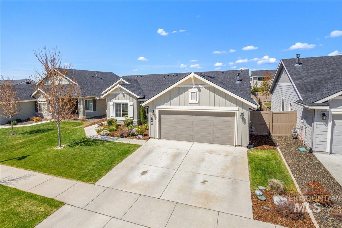 3862 E Collingwood St, Meridian, Idaho 83642-5661, 3 Bedrooms, 2 Bathrooms, Residential For Sale, Price $525,000,MLS 98986841