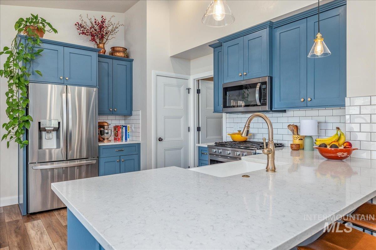 3862 E Collingwood St, Meridian, Idaho 83642-5661, 3 Bedrooms, 2 Bathrooms, Residential For Sale, Price $525,000,MLS 98986841