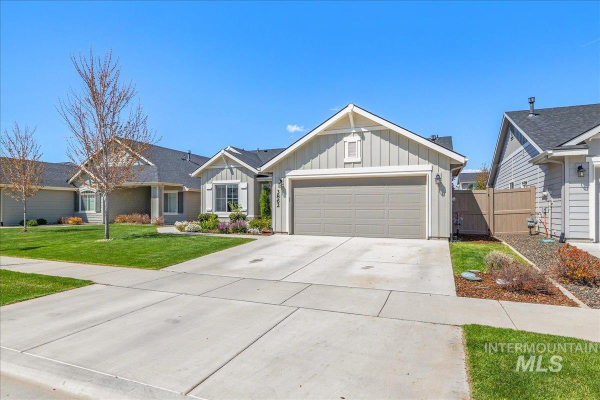 3862 E Collingwood St, Meridian, Idaho 83642-5661, 3 Bedrooms, 2 Bathrooms, Residential For Sale, Price $525,000,MLS 98986841