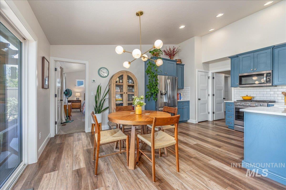 3862 E Collingwood St, Meridian, Idaho 83642-5661, 3 Bedrooms, 2 Bathrooms, Residential For Sale, Price $525,000,MLS 98986841