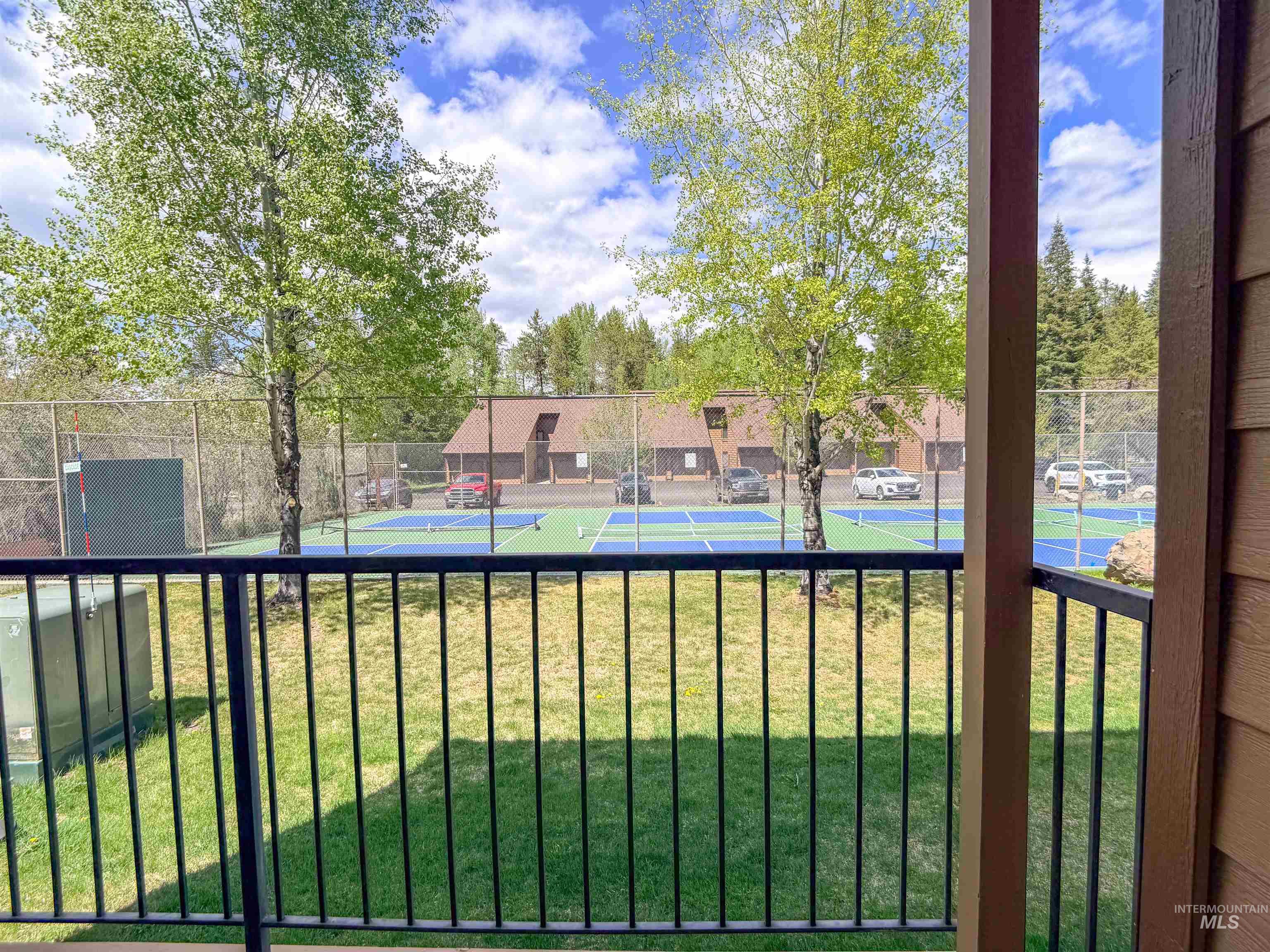 1607 N Davis Ave., McCall, Idaho 83638, 2 Bedrooms, 2 Bathrooms, Residential For Sale, Price $478,000,MLS 98986842