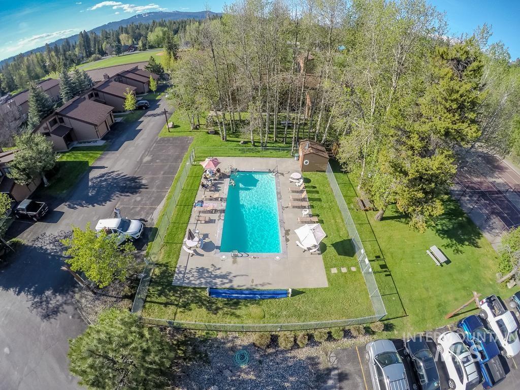 1607 N Davis Ave., McCall, Idaho 83638, 2 Bedrooms, 2 Bathrooms, Residential For Sale, Price $478,000,MLS 98986842