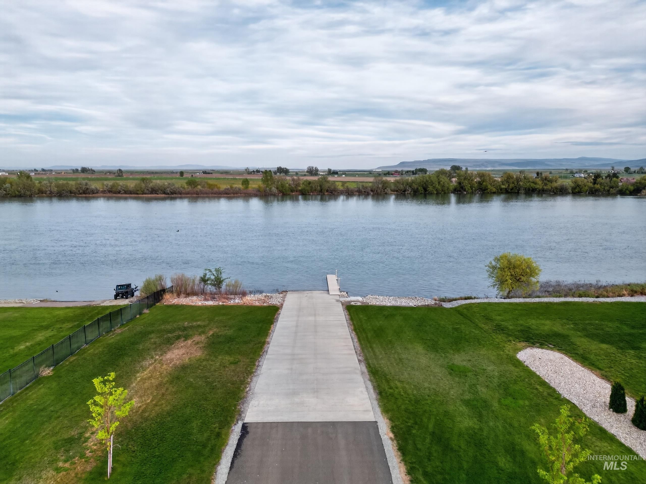 377 Skyline Dr, Rupert, Idaho 83350, 3 Bedrooms, 2.5 Bathrooms, Residential For Sale, Price $755,000,MLS 98986843