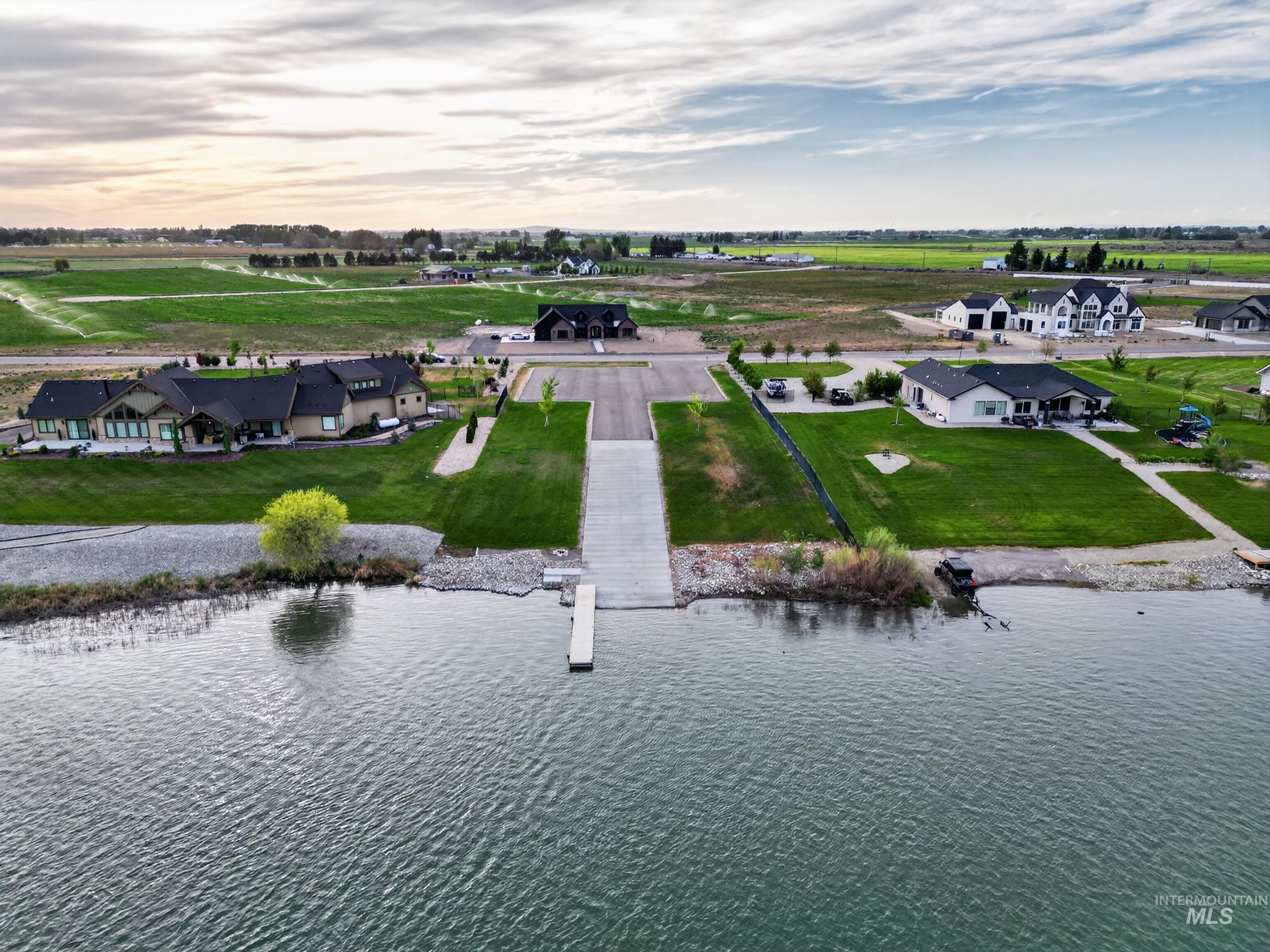 377 Skyline Dr, Rupert, Idaho 83350, 3 Bedrooms, 2.5 Bathrooms, Residential For Sale, Price $755,000,MLS 98986843