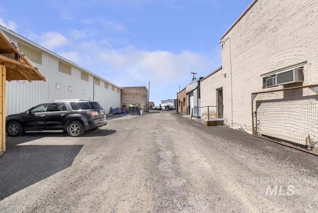 714 Shoshone Street W, Twin Falls, Idaho 83301, Business/Commercial For Sale, Price $30,000,MLS 98986846