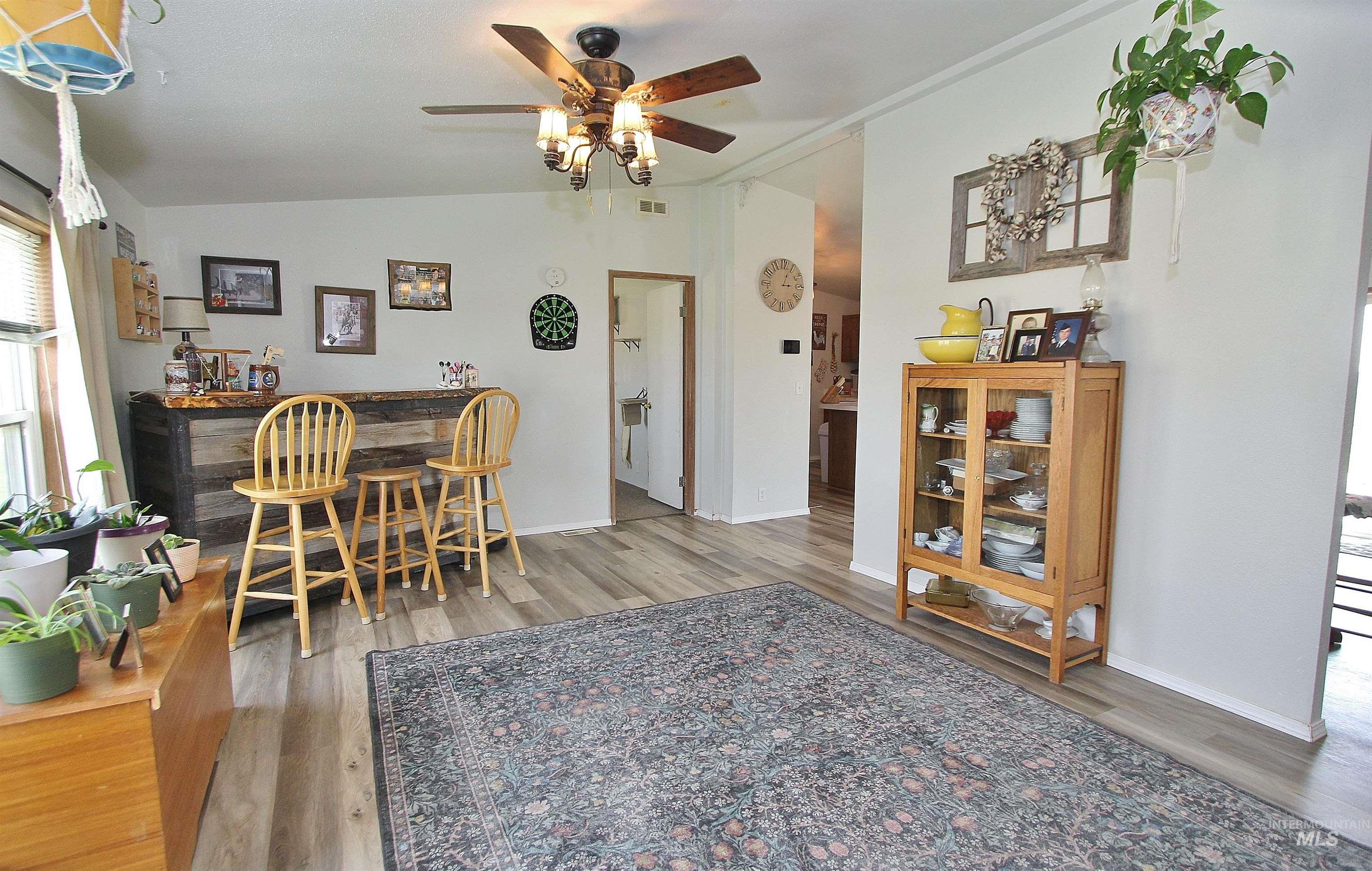 10289 W Desert Duck Ave, Mountain Home, Idaho 83647, 4 Bedrooms, 2 Bathrooms, Residential For Sale, Price $440,000,MLS 98986847