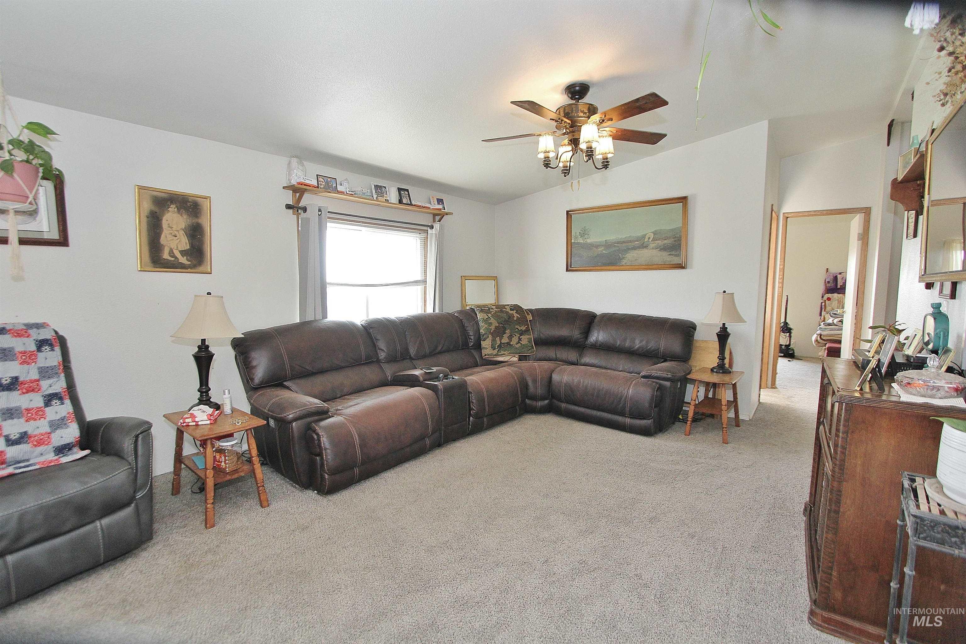 10289 W Desert Duck Ave, Mountain Home, Idaho 83647, 4 Bedrooms, 2 Bathrooms, Residential For Sale, Price $440,000,MLS 98986847