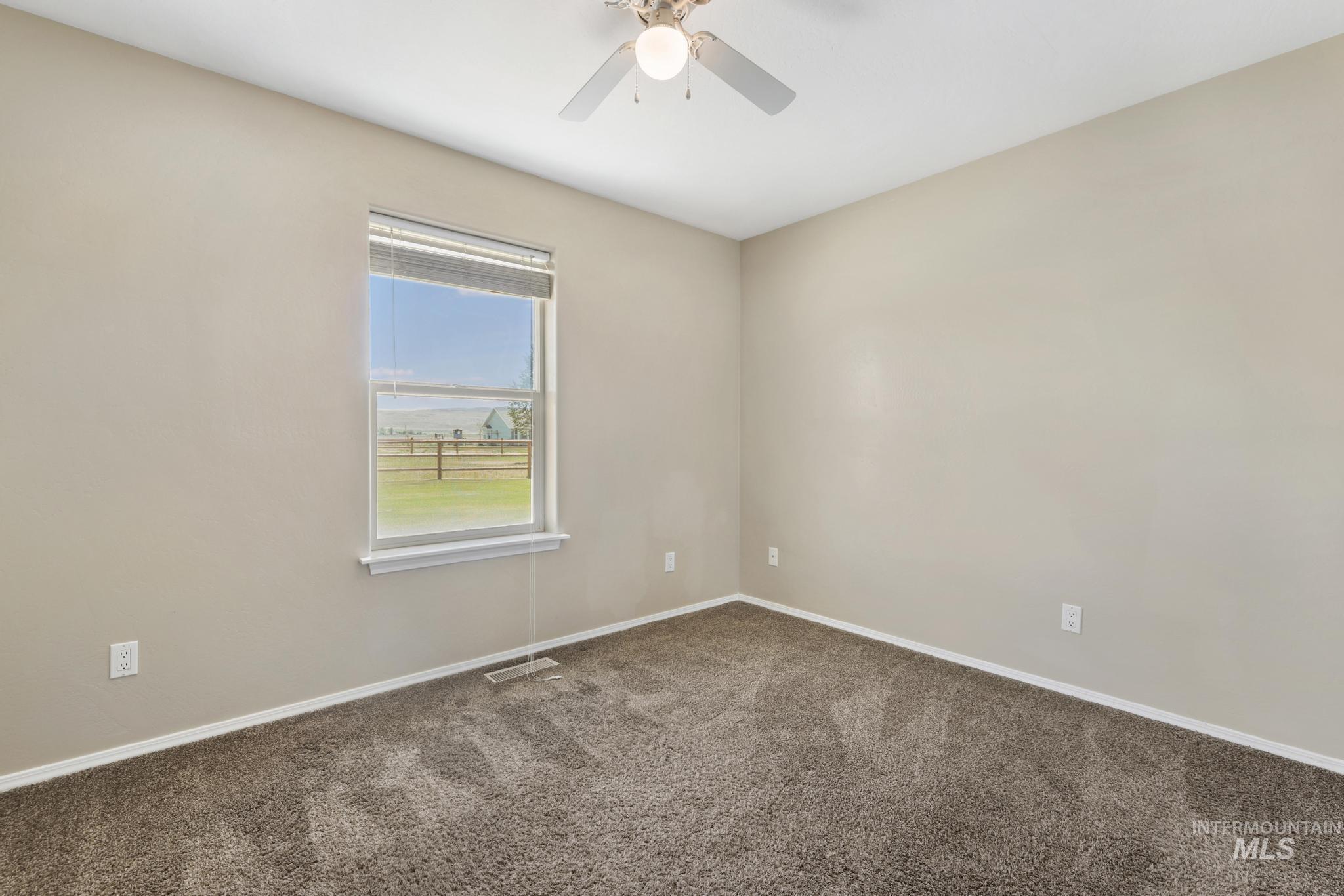 3521 E 3138 N, Kimberly, Idaho 83341-5361, 3 Bedrooms, 2 Bathrooms, Residential For Sale, Price $529,000, 98986848