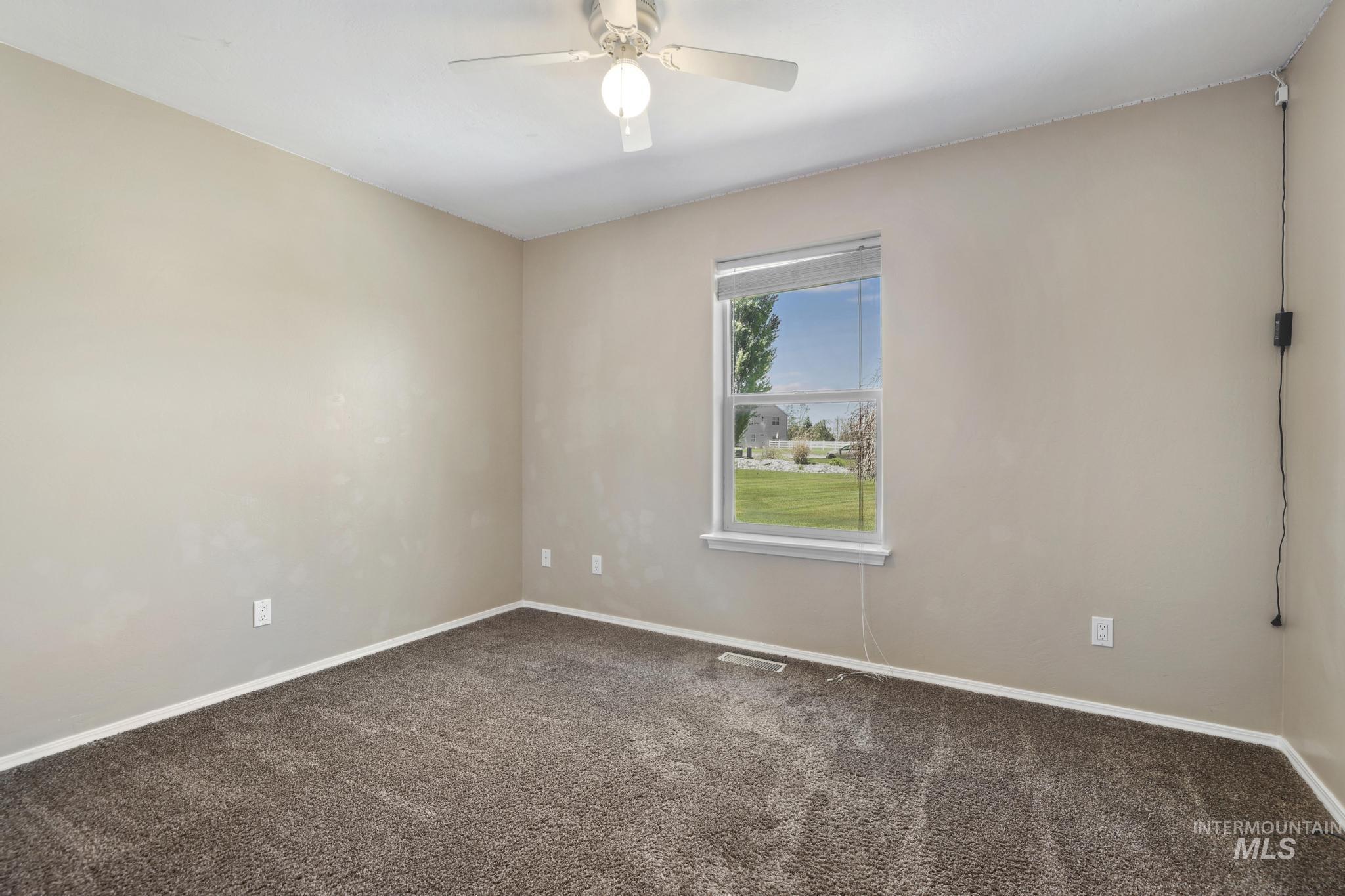 3521 E 3138 N, Kimberly, Idaho 83341-5361, 3 Bedrooms, 2 Bathrooms, Residential For Sale, Price $529,000, 98986848