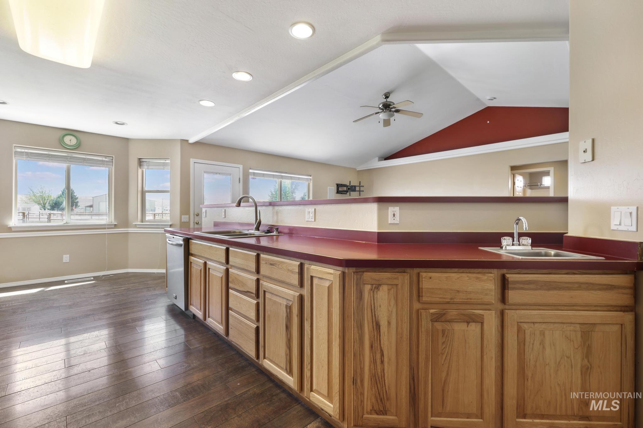 3521 E 3138 N, Kimberly, Idaho 83341-5361, 3 Bedrooms, 2 Bathrooms, Residential For Sale, Price $529,000, 98986848
