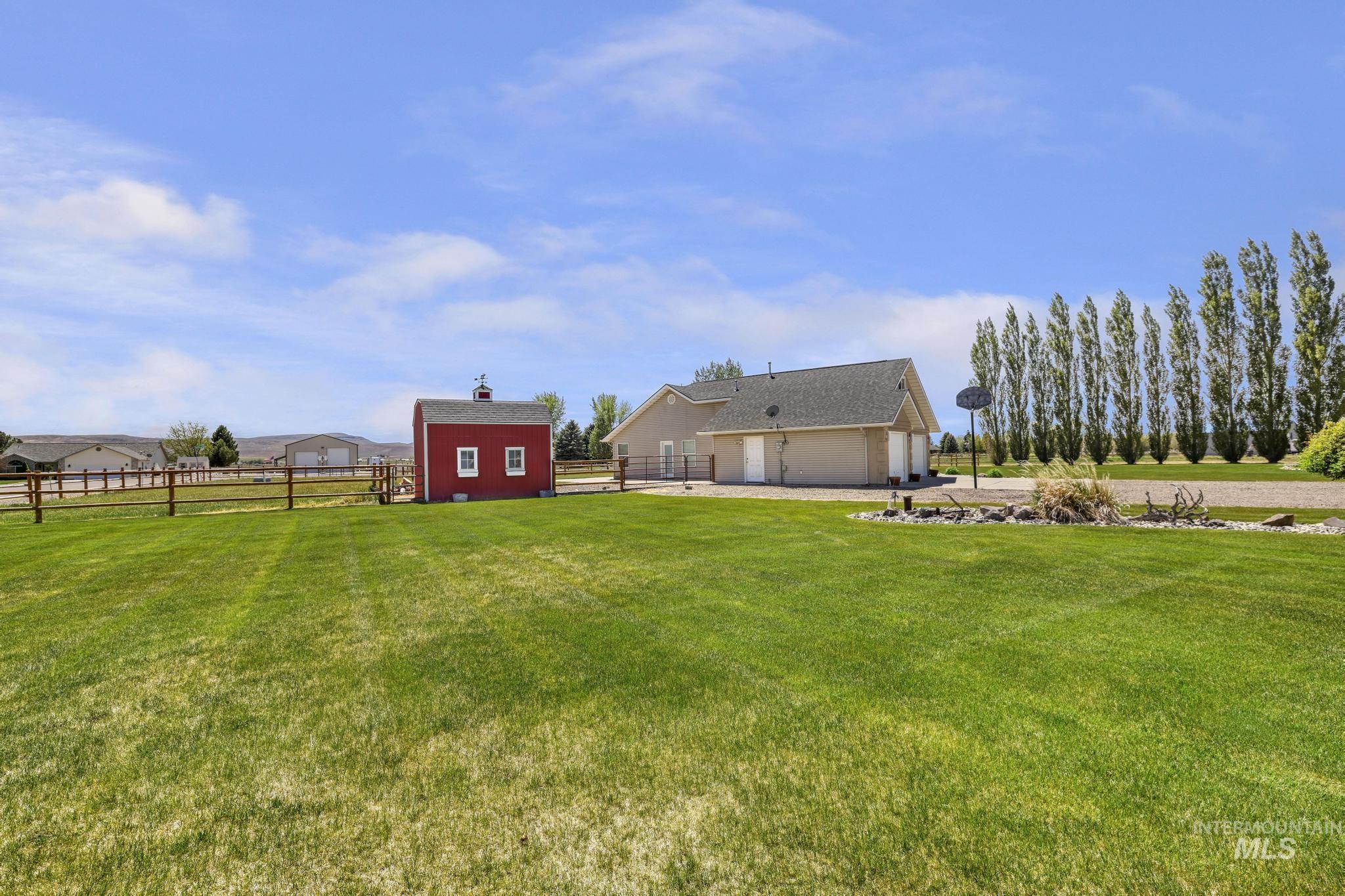 3521 E 3138 N, Kimberly, Idaho 83341-5361, 3 Bedrooms, 2 Bathrooms, Residential For Sale, Price $529,000, 98986848