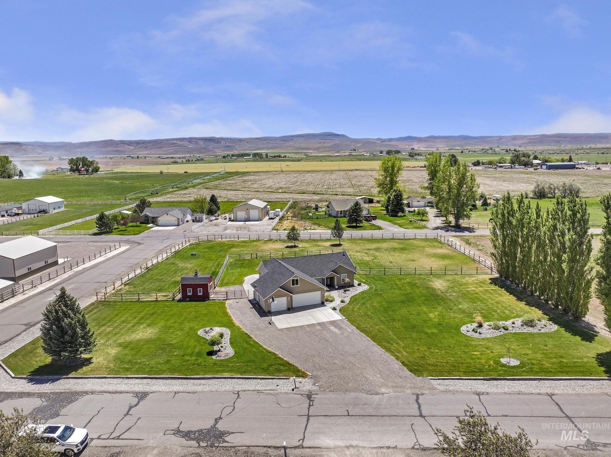 3521 E 3138 N, Kimberly, Idaho 83341-5361, 3 Bedrooms, 2 Bathrooms, Residential For Sale, Price $529,000, 98986848