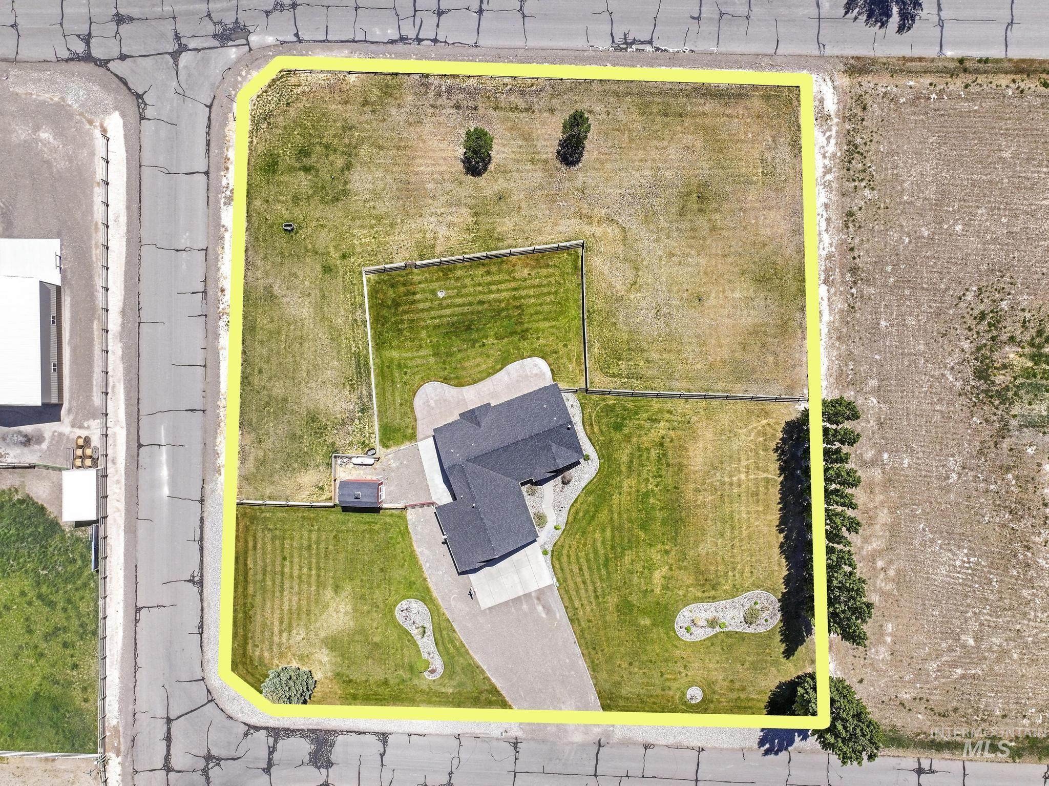 3521 E 3138 N, Kimberly, Idaho 83341-5361, 3 Bedrooms, 2 Bathrooms, Residential For Sale, Price $535,500,MLS 98986848