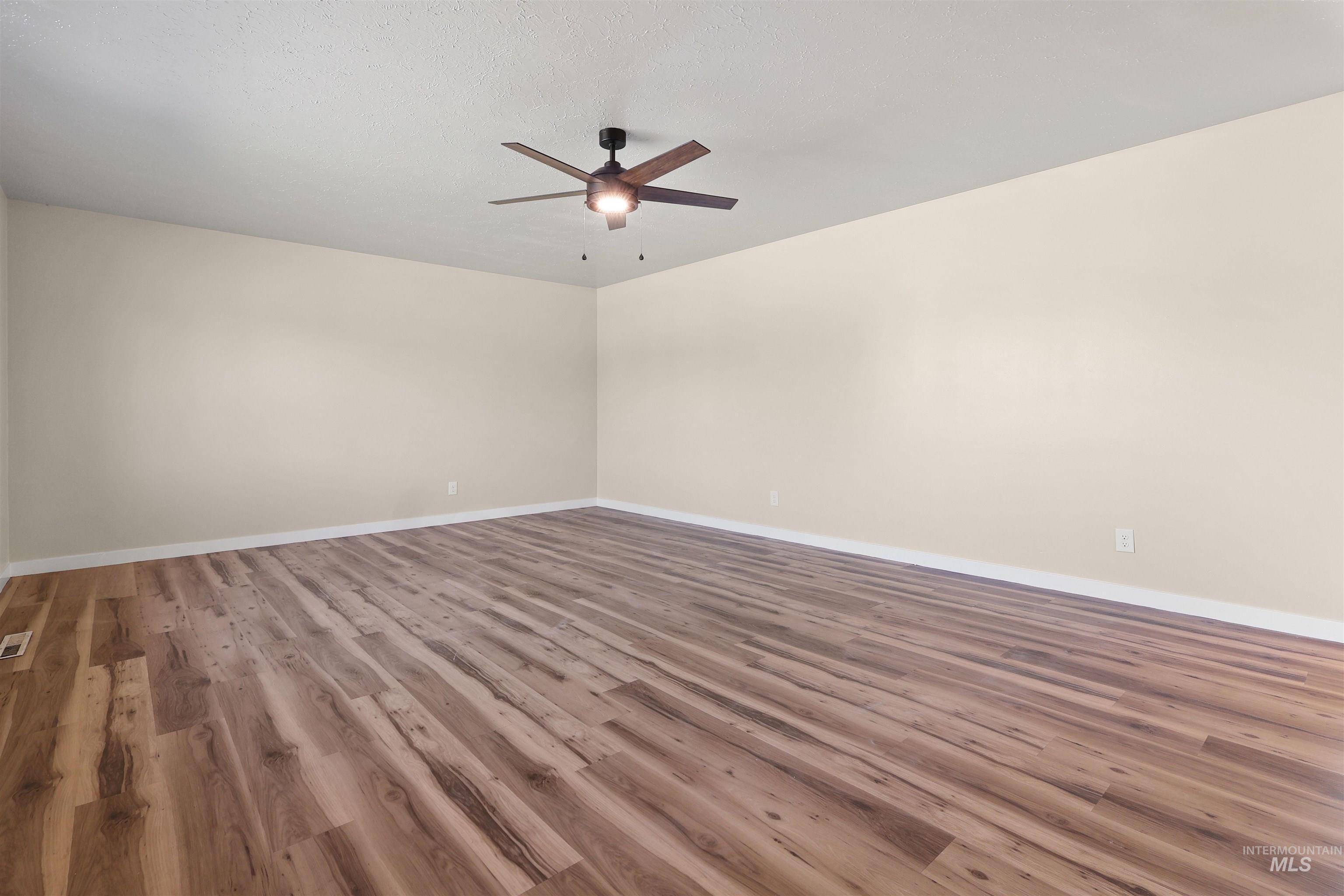520 N Birch St, Jerome, Idaho 83338, 3 Bedrooms, 1 Bathroom, Residential For Sale, Price $295,000,MLS 98986849