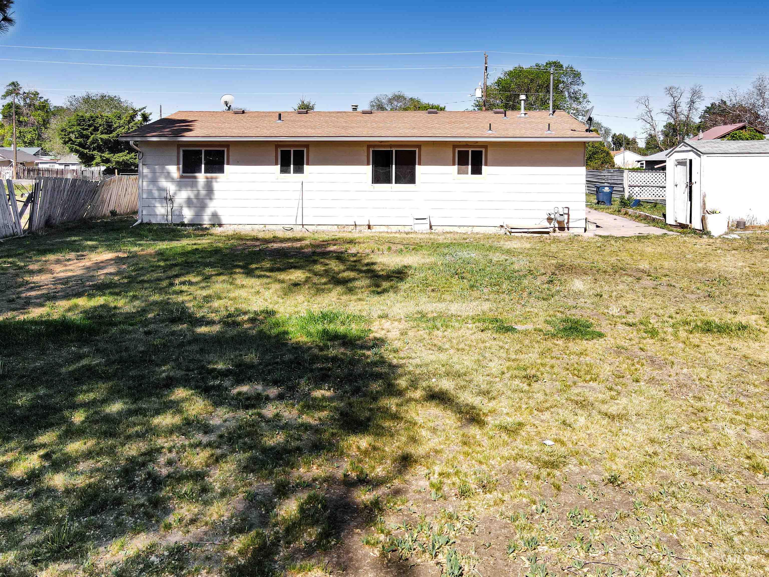520 N Birch St, Jerome, Idaho 83338, 3 Bedrooms, 1 Bathroom, Residential For Sale, Price $295,000,MLS 98986849