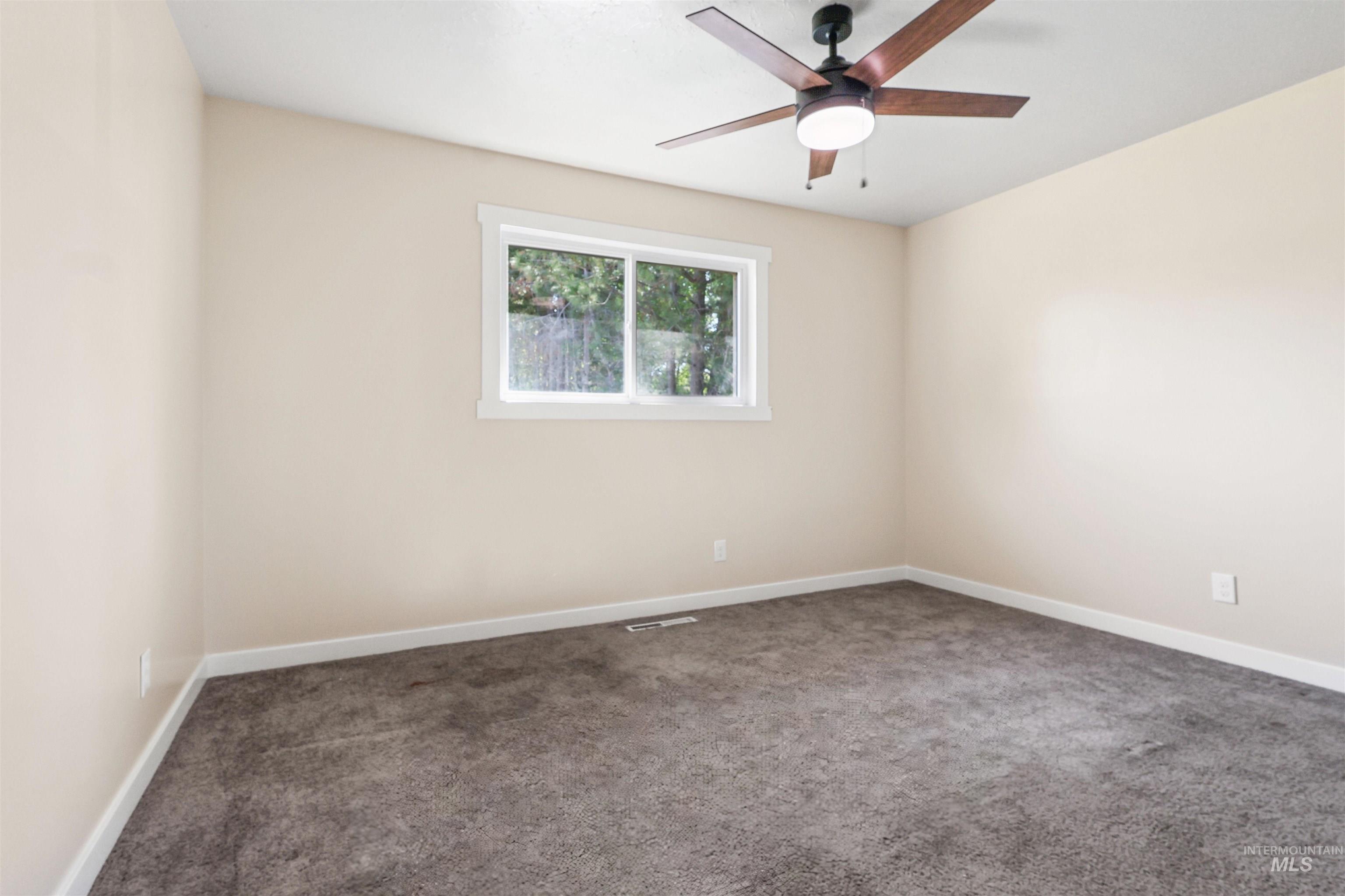 520 N Birch St, Jerome, Idaho 83338, 3 Bedrooms, 1 Bathroom, Residential For Sale, Price $295,000,MLS 98986849