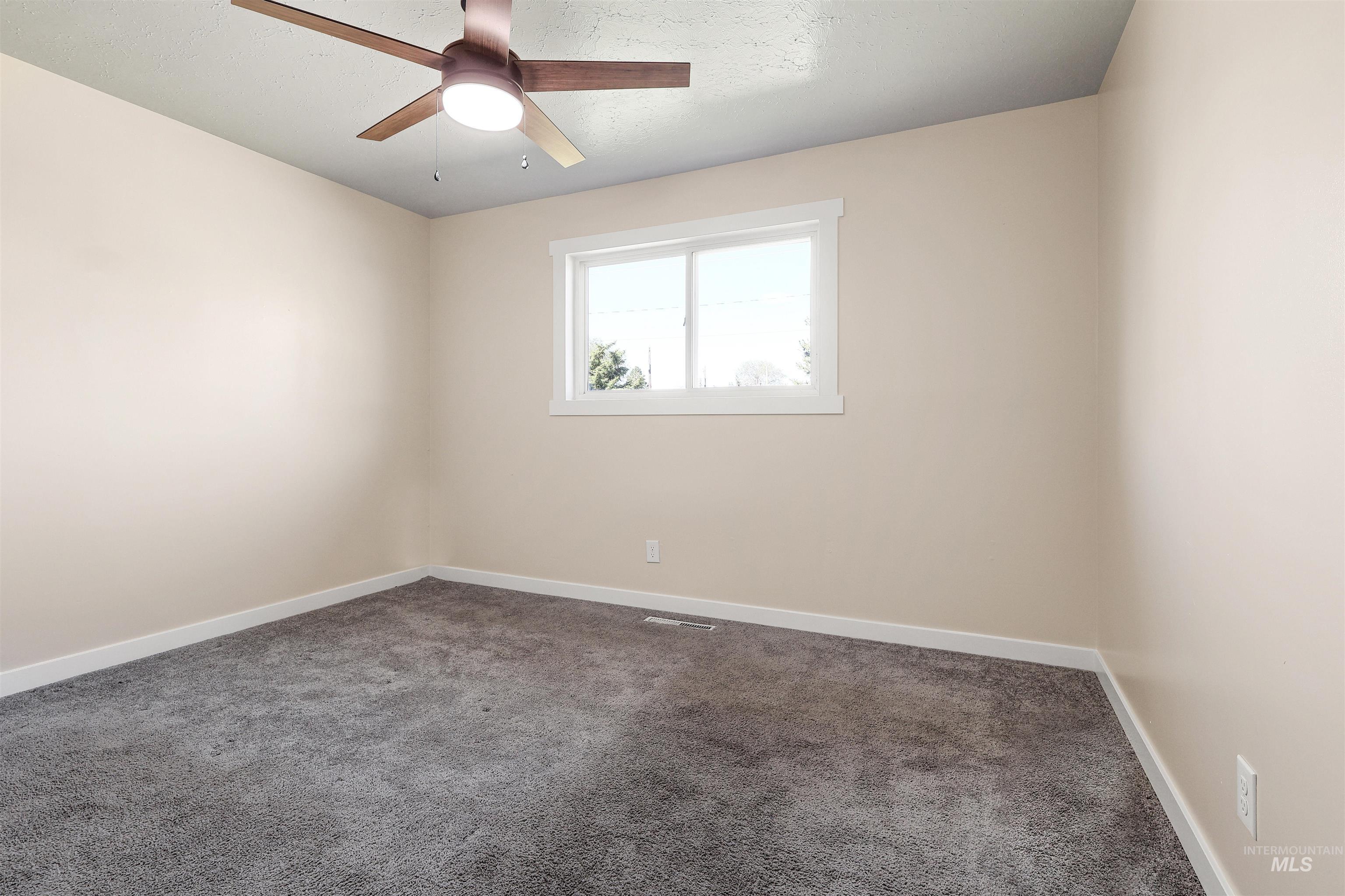 520 N Birch St, Jerome, Idaho 83338, 3 Bedrooms, 1 Bathroom, Residential For Sale, Price $295,000,MLS 98986849