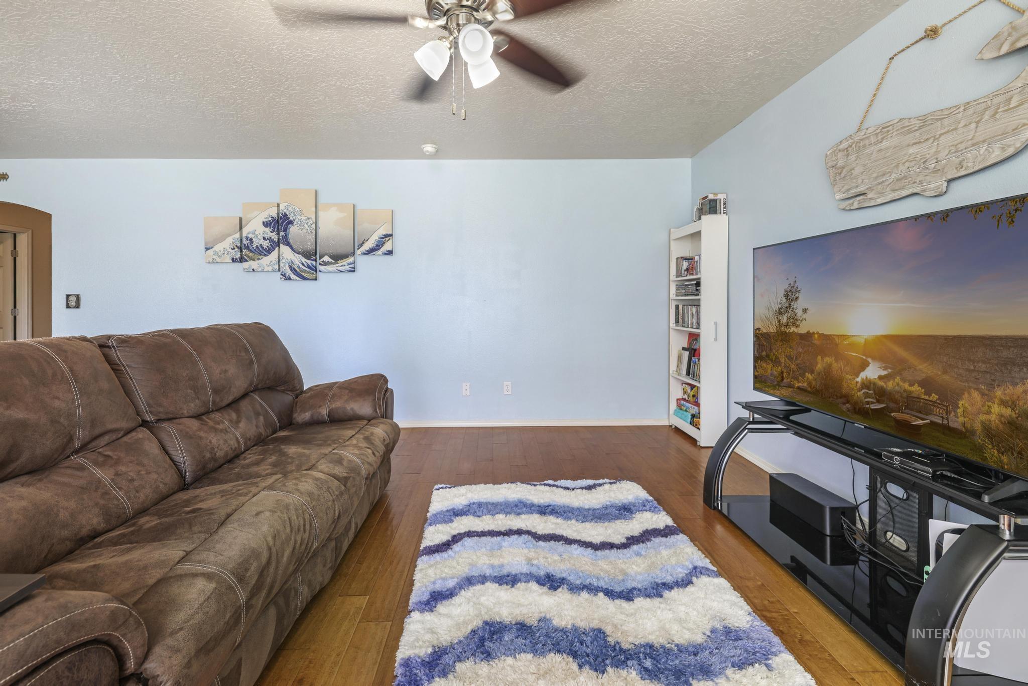 745 SW Lago, Mountain Home, Idaho 83647, 4 Bedrooms, 2.5 Bathrooms, Residential For Sale, Price $389,000, 98986850