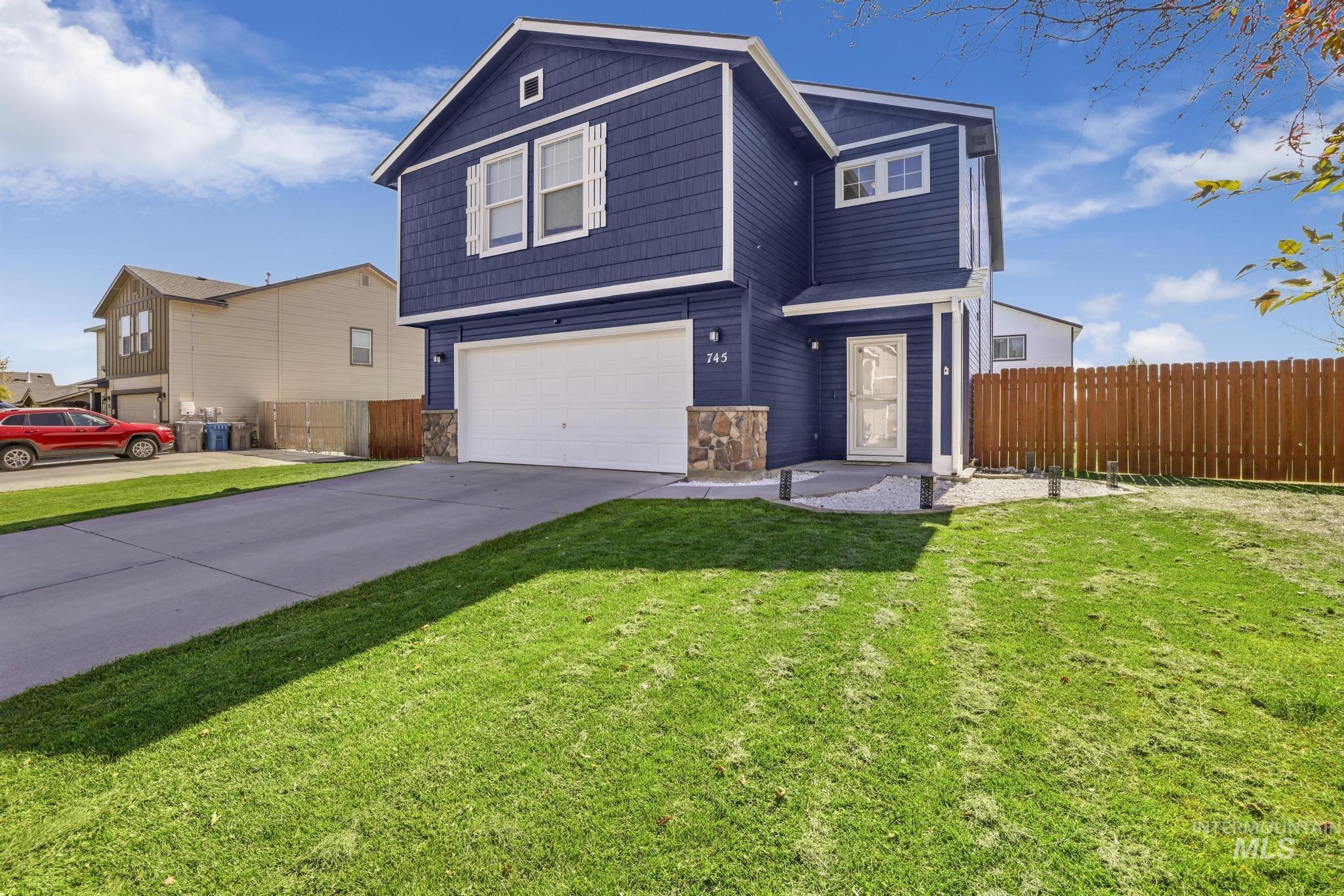 745 SW Lago, Mountain Home, Idaho 83647, 4 Bedrooms, 2.5 Bathrooms, Residential For Sale, Price $389,000, 98986850
