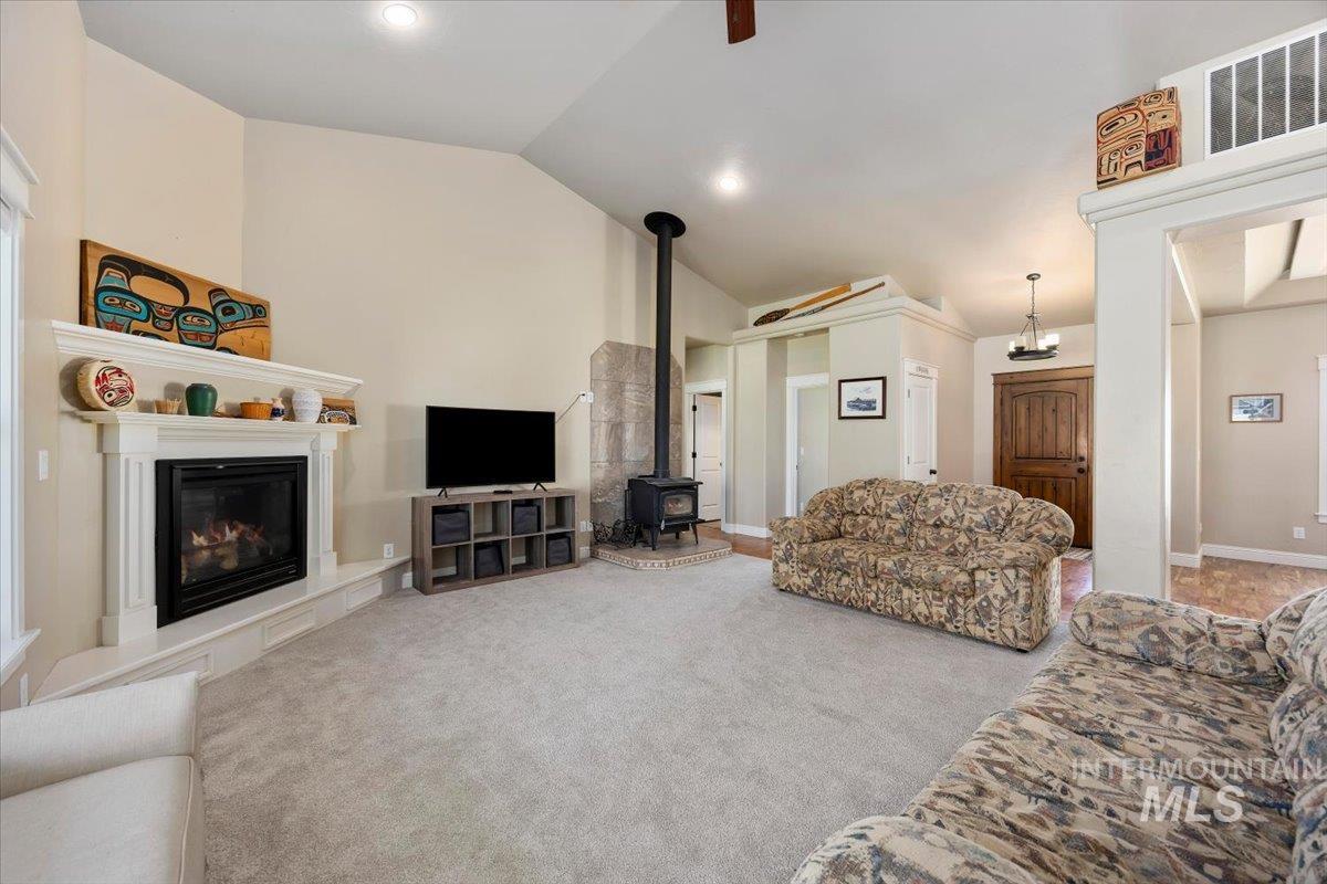 4150 E 3200 S, Hansen, Idaho 83334, 4 Bedrooms, 3 Bathrooms, Residential For Sale, Price $750,000,MLS 98986851