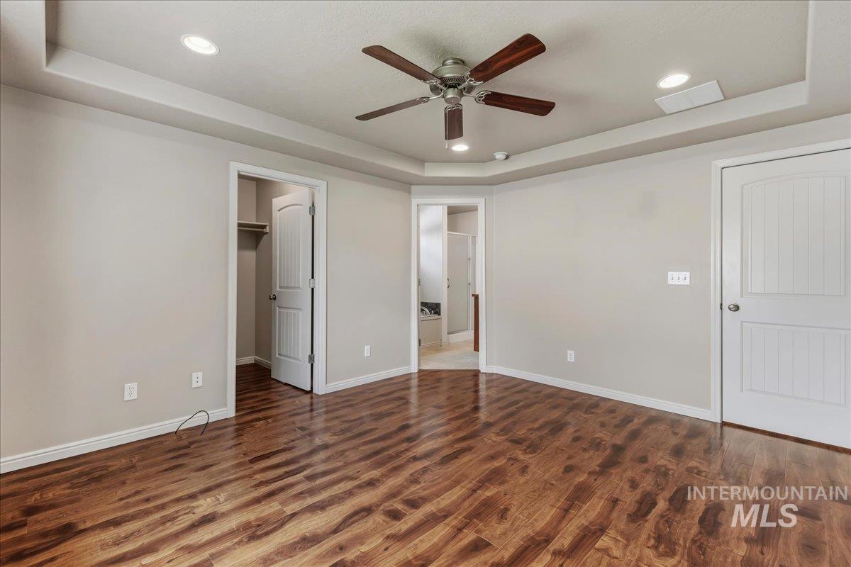 1927 S Sandcrest Drive, Nampa, Idaho 83686, 3 Bedrooms, 2 Bathrooms, Residential For Sale, Price $400,000,MLS 98986854