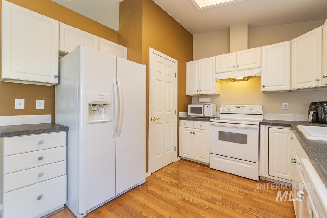 2505 Victor Way, Meridian, Idaho 83646, 3 Bedrooms, 2 Bathrooms, Residential For Sale, Price $429,900, 98986858