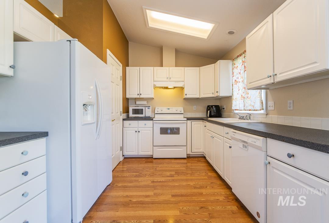 2505 Victor Way, Meridian, Idaho 83646, 3 Bedrooms, 2 Bathrooms, Residential For Sale, Price $429,900, 98986858