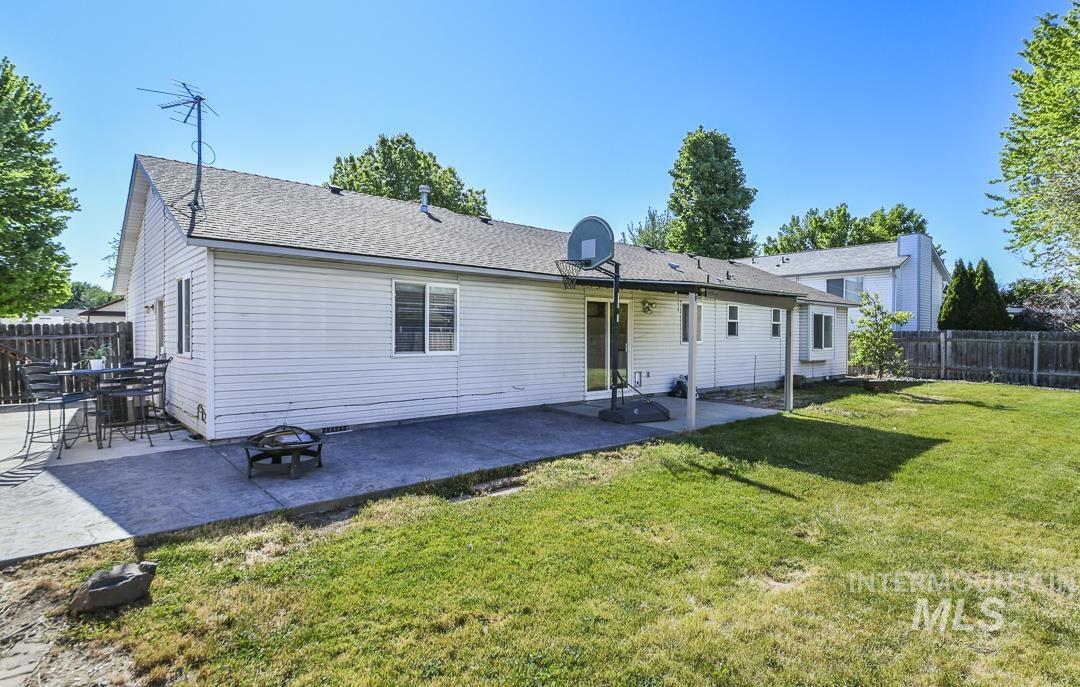 2505 Victor Way, Meridian, Idaho 83646, 3 Bedrooms, 2 Bathrooms, Residential For Sale, Price $429,900, 98986858
