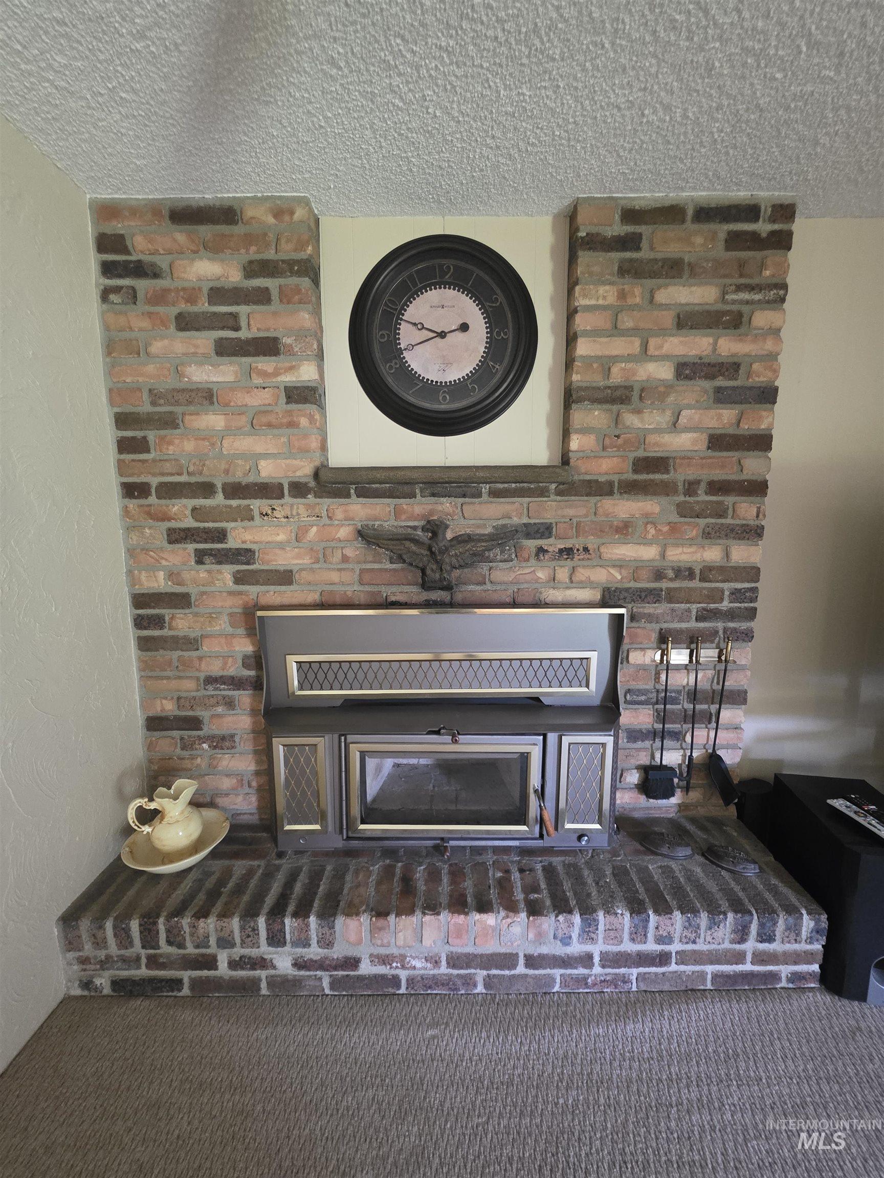 1012 W Camelot Dr, Nampa, Idaho 83651, 3 Bedrooms, 2 Bathrooms, Residential For Sale, Price $386,000, 98986859