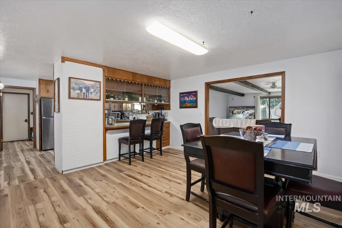 357 Casa Grande Court, Twin Falls, Idaho 83301, 3 Bedrooms, 2 Bathrooms, Residential For Sale, Price $435,000, 98986866