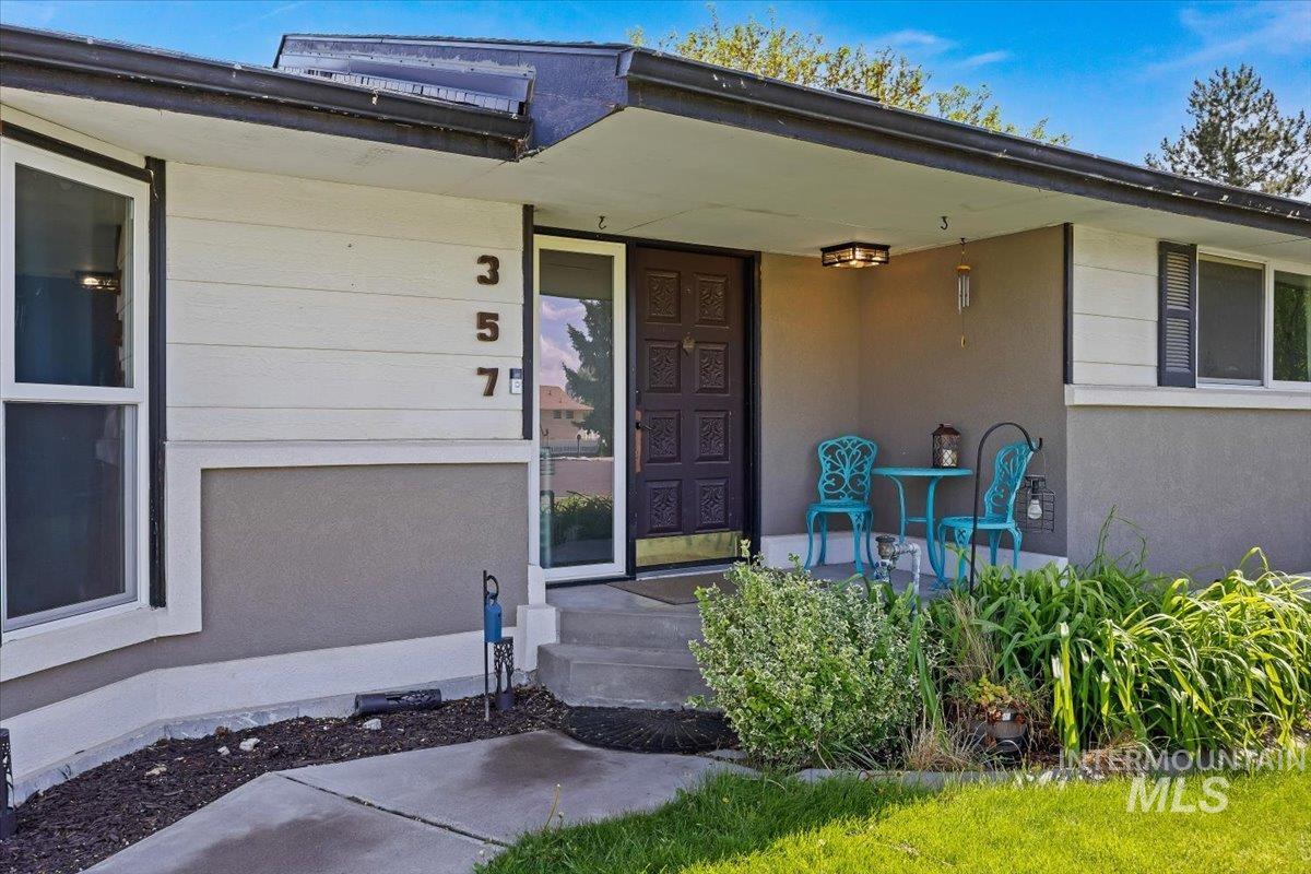 357 Casa Grande Court, Twin Falls, Idaho 83301, 3 Bedrooms, 2 Bathrooms, Residential For Sale, Price $435,000, 98986866