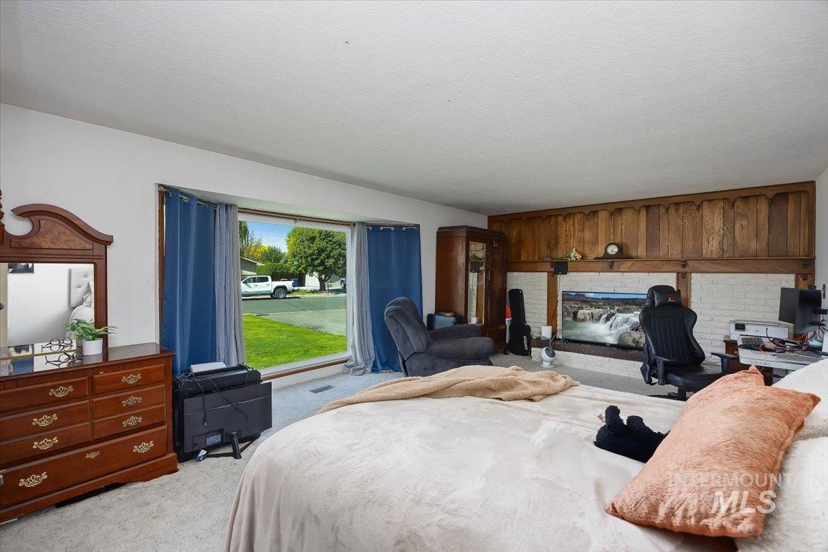 357 Casa Grande Court, Twin Falls, Idaho 83301, 3 Bedrooms, 2 Bathrooms, Residential For Sale, Price $435,000, 98986866