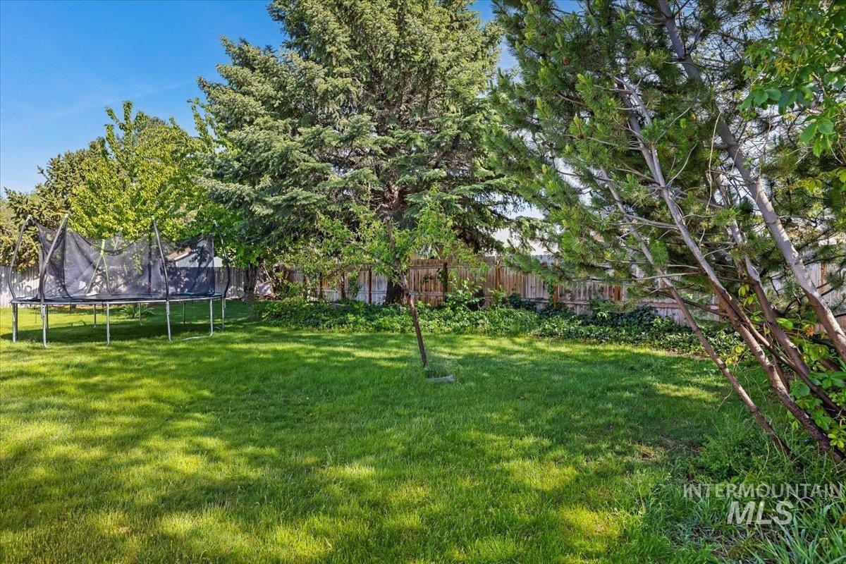 357 Casa Grande Court, Twin Falls, Idaho 83301, 3 Bedrooms, 2 Bathrooms, Residential For Sale, Price $435,000, 98986866