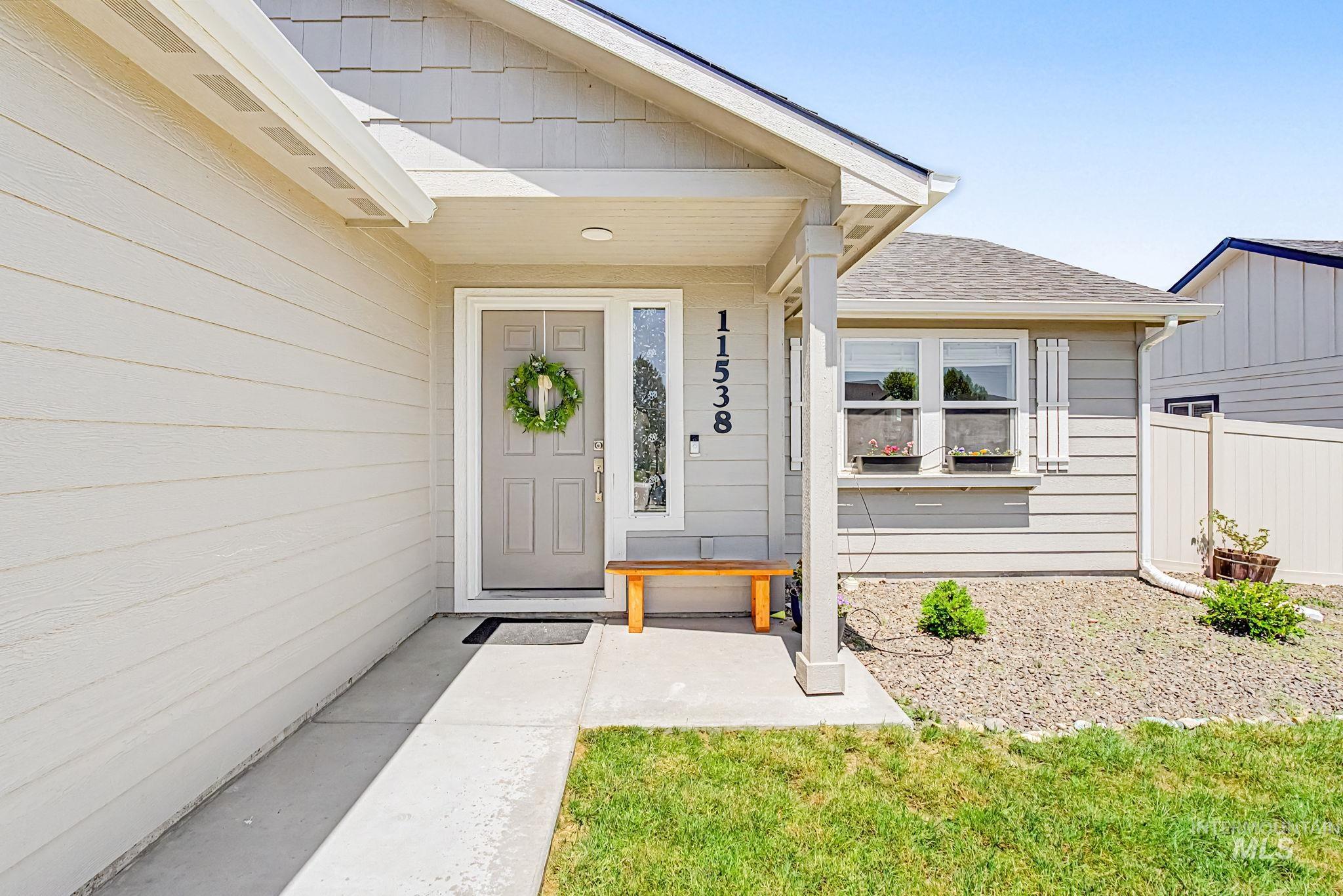 11538 W Black Dog Dr., Nampa, Idaho 83686, 3 Bedrooms, 2 Bathrooms, Residential For Sale, Price $374,900, 98986868