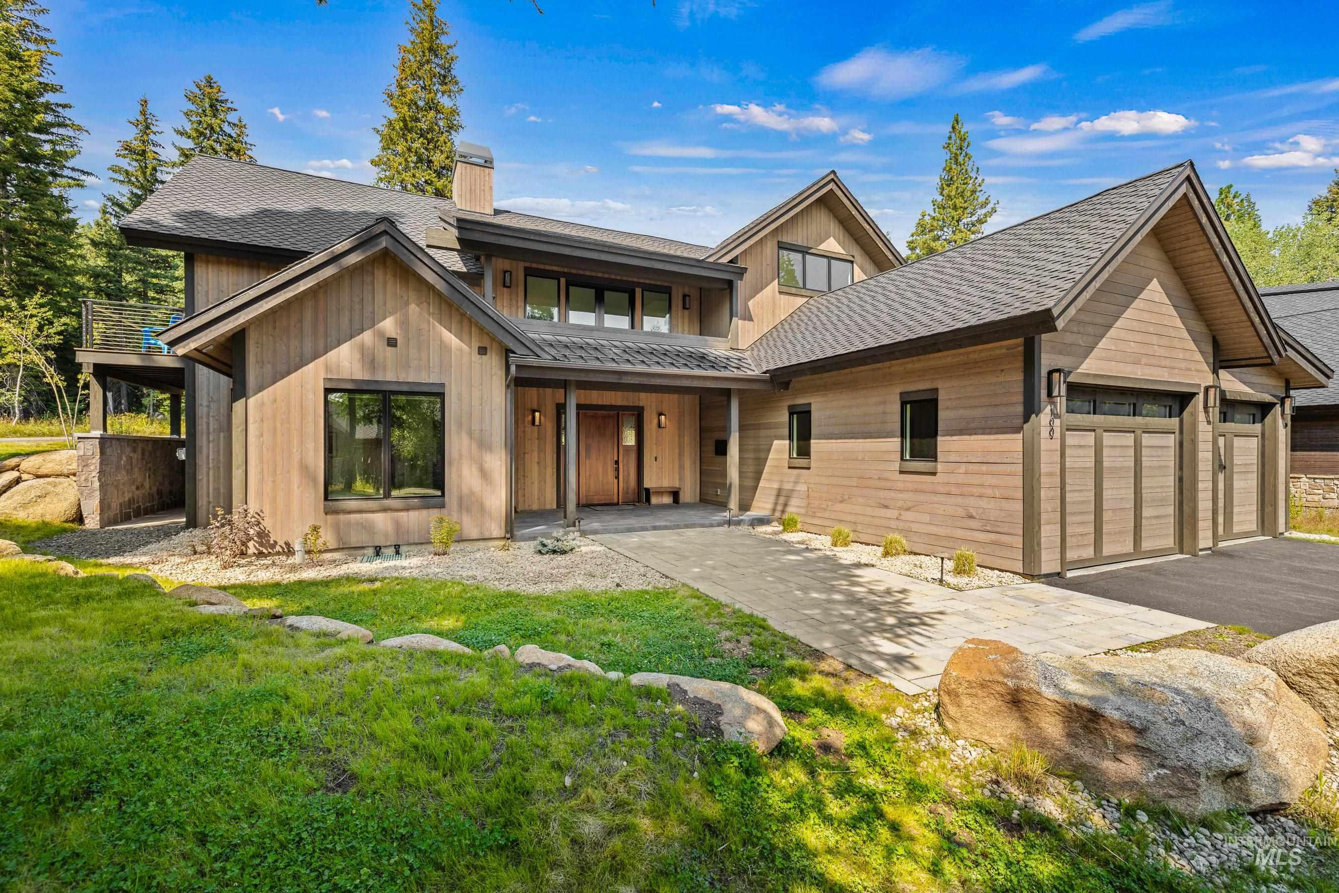 100 Sugarloaf Place, Donnelly, Idaho 83615, 4 Bedrooms, 4 Bathrooms, Residential For Sale, Price $2,500,000, 98986872