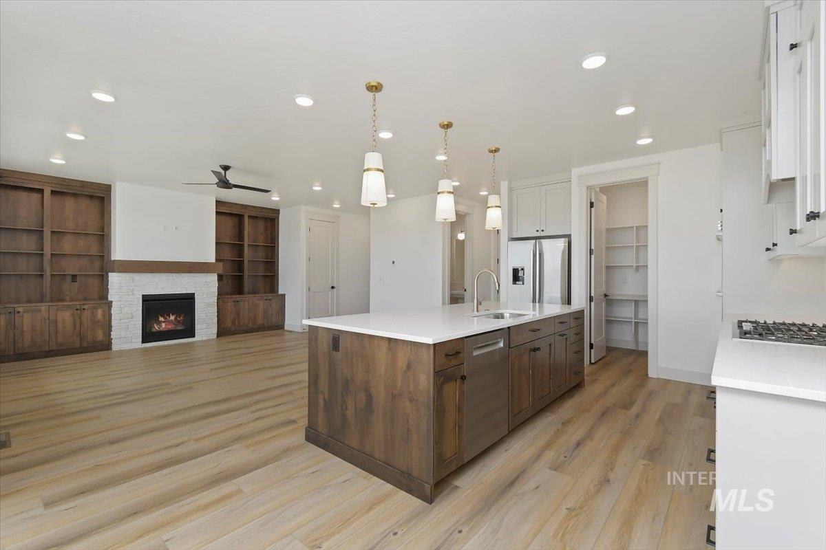 6883 W Mattawa Dr, Meridian, Idaho 83646, 4 Bedrooms, 2.5 Bathrooms, Residential For Sale, Price $849,000, 98986875