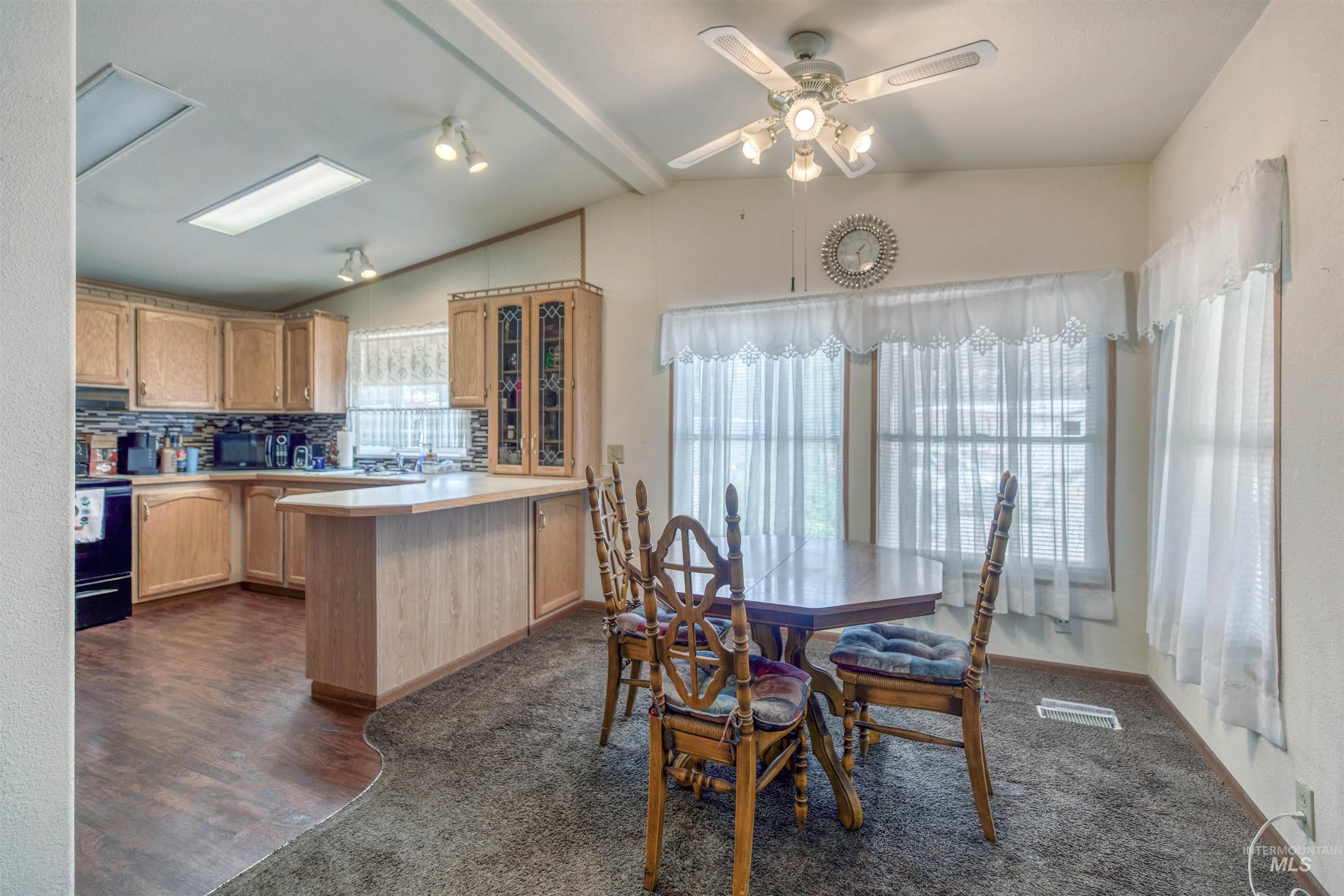 2205 E Linden St. #30, Caldwell, Idaho 83605, 2 Bedrooms, 2 Bathrooms, Residential For Sale, Price $112,999, 98986877