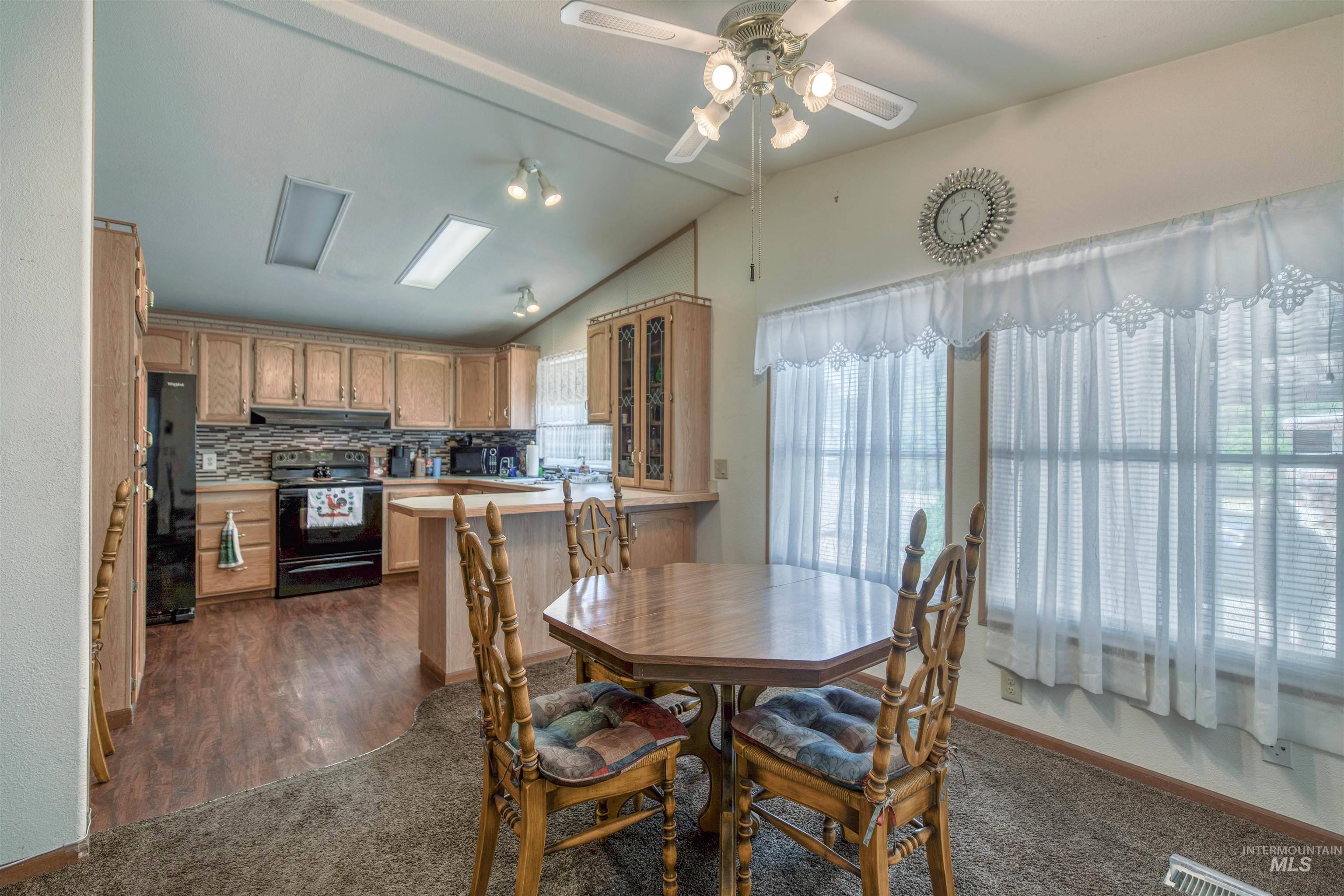 2205 E Linden St. #30, Caldwell, Idaho 83605, 2 Bedrooms, 2 Bathrooms, Residential For Sale, Price $115,000, 98986877