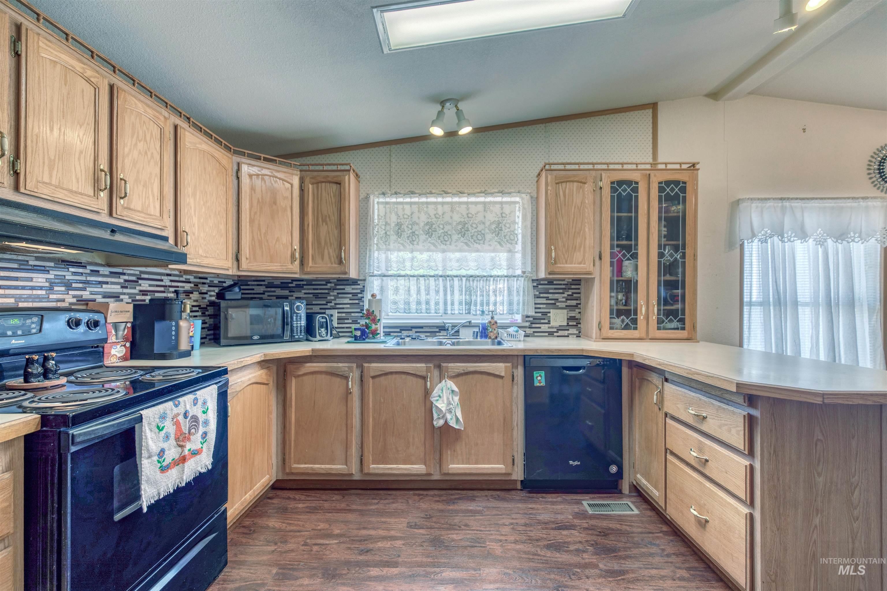 2205 E Linden St. #30, Caldwell, Idaho 83605, 2 Bedrooms, 2 Bathrooms, Residential For Sale, Price $115,000, 98986877