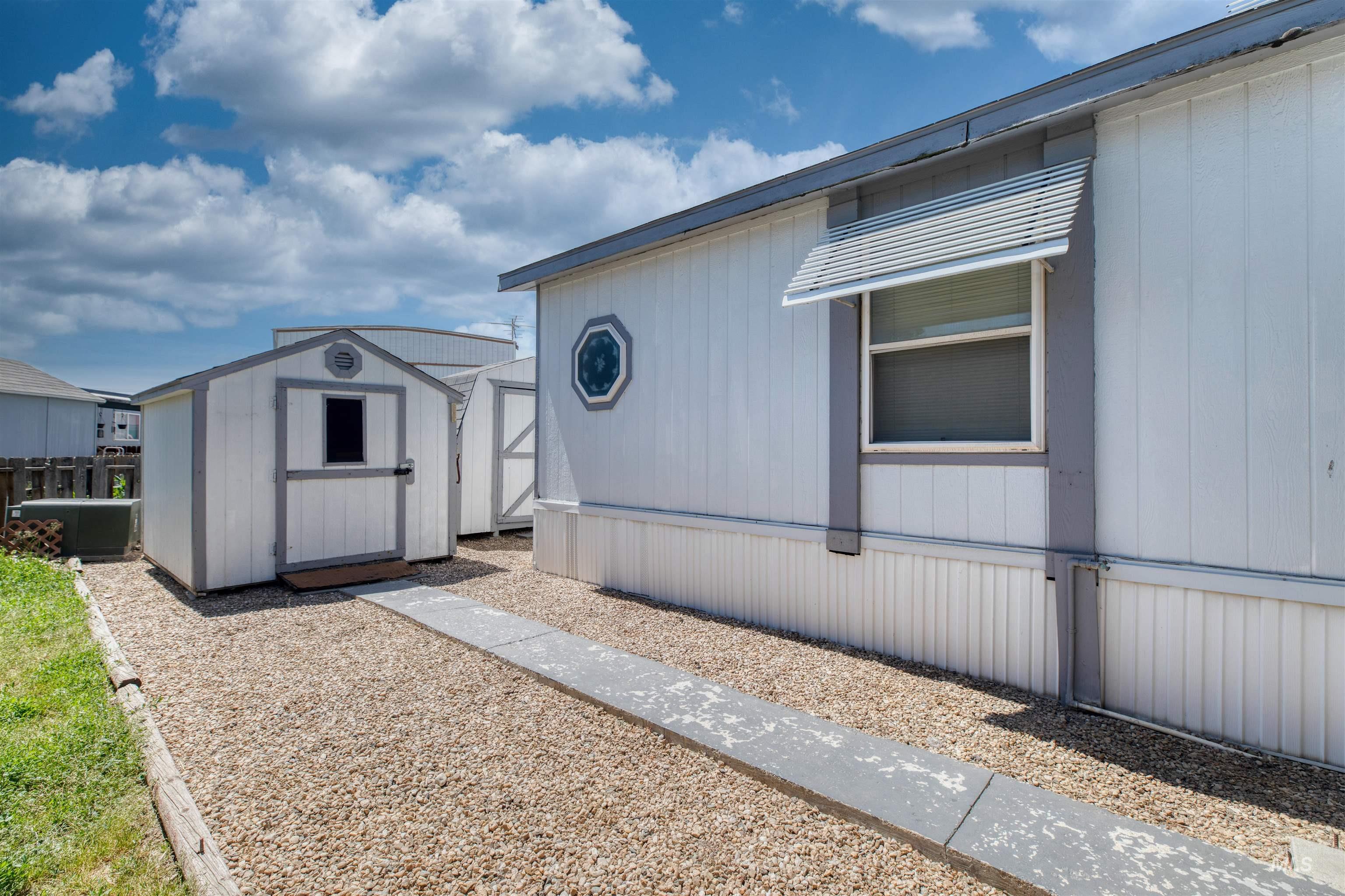 2205 E Linden St. #30, Caldwell, Idaho 83605, 2 Bedrooms, 2 Bathrooms, Residential For Sale, Price $115,000, 98986877