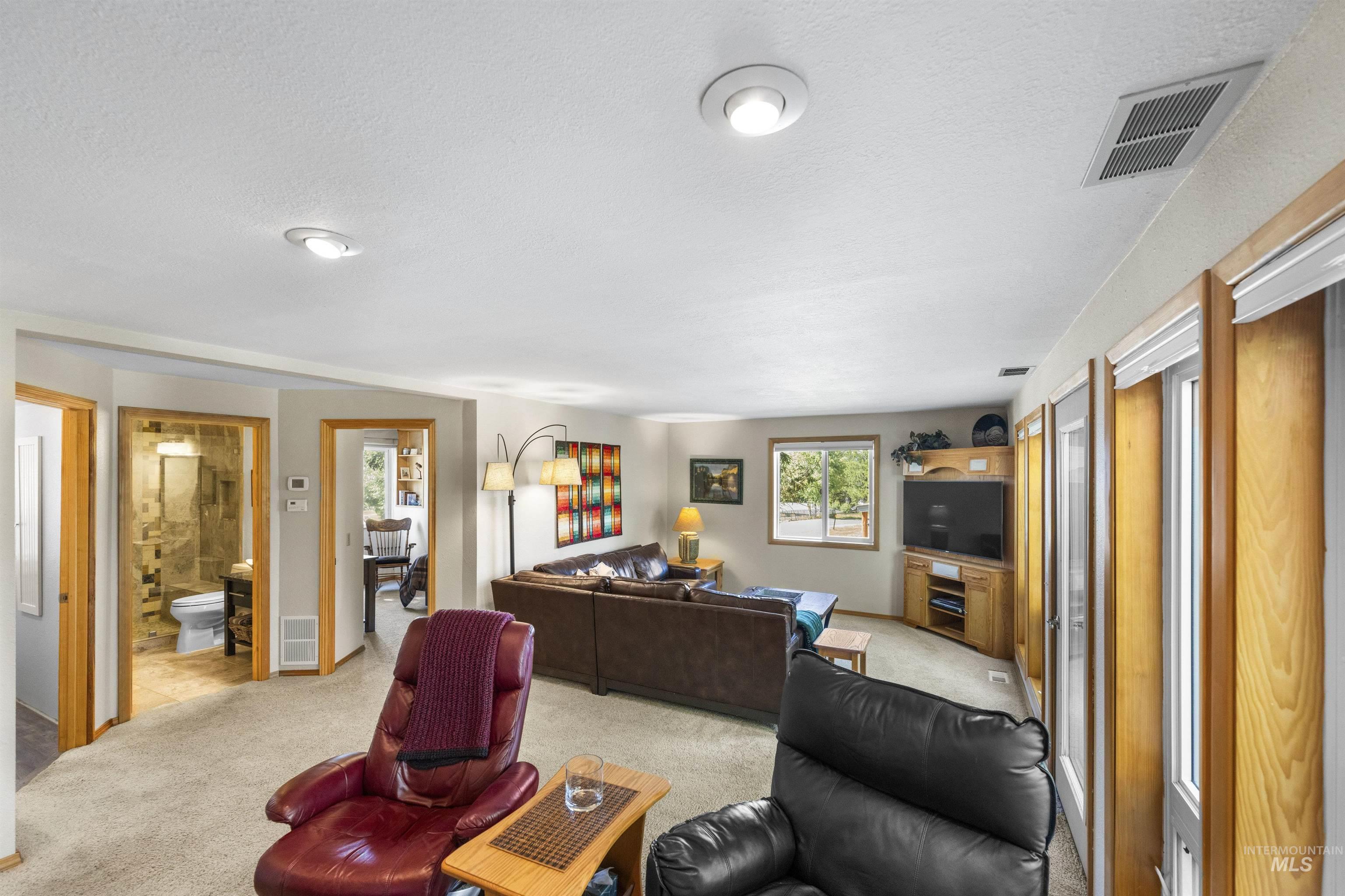 108 Gardner Place, Cascade, Idaho 83611, 3 Bedrooms, 2 Bathrooms, Residential For Sale, Price $735,000, 98986879