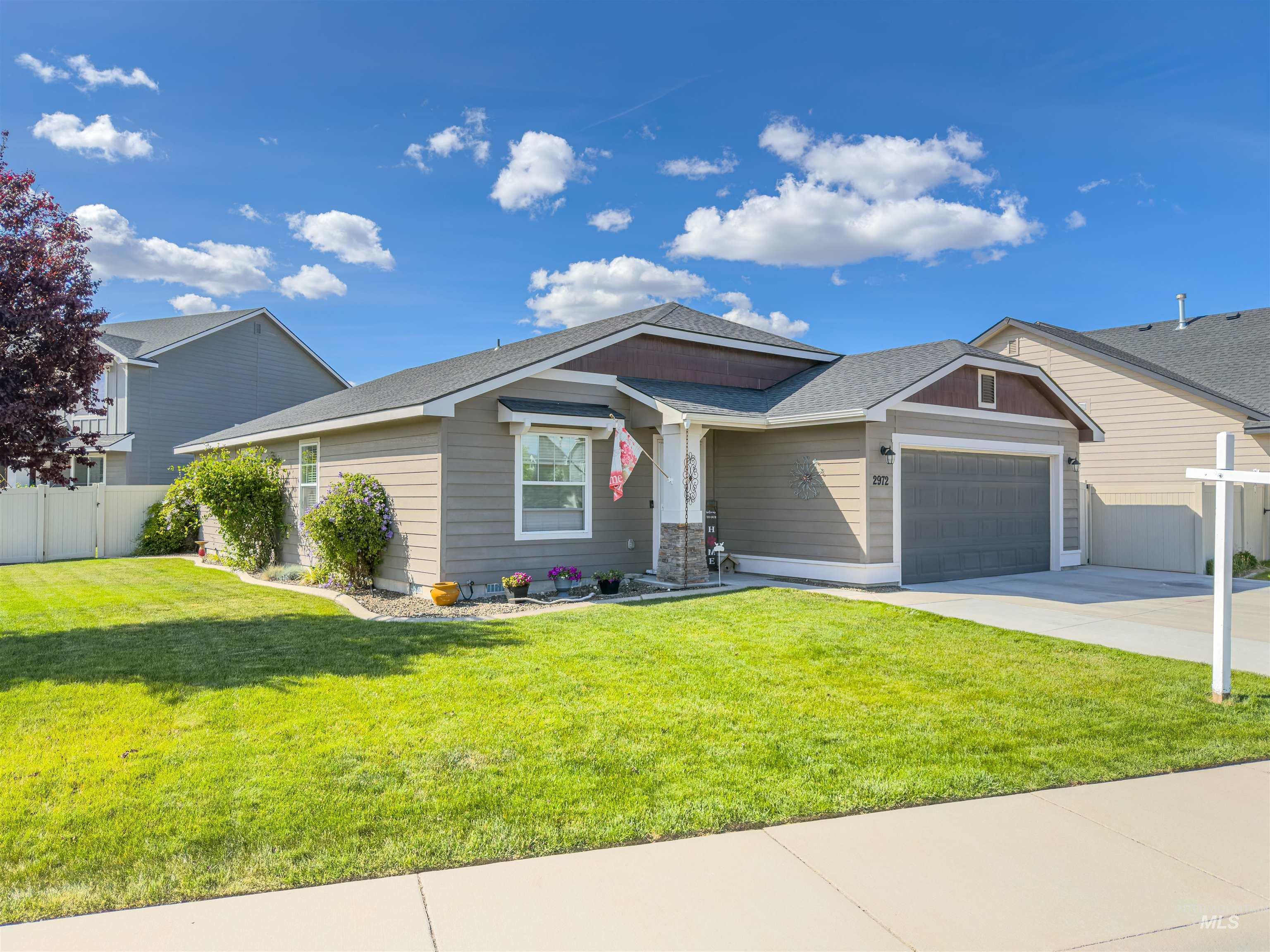 2972 W Margil Ct., Kuna, Idaho 83634, 3 Bedrooms, 2 Bathrooms, Residential For Sale, Price $415,000, 98986886
