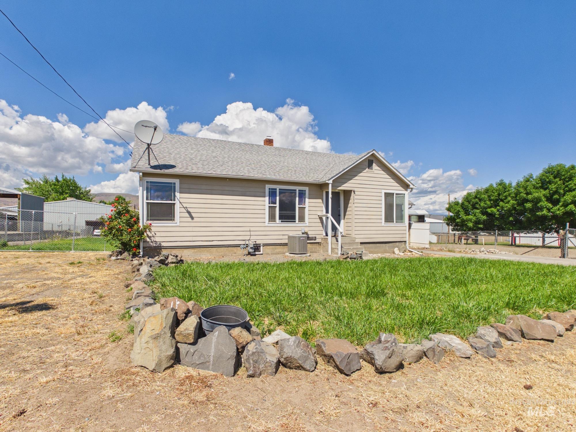 1354 Pound Ln., Clarkston, Washington 83501, 3 Bedrooms, 1 Bathroom, Residential For Sale, Price $215,000, 98986889