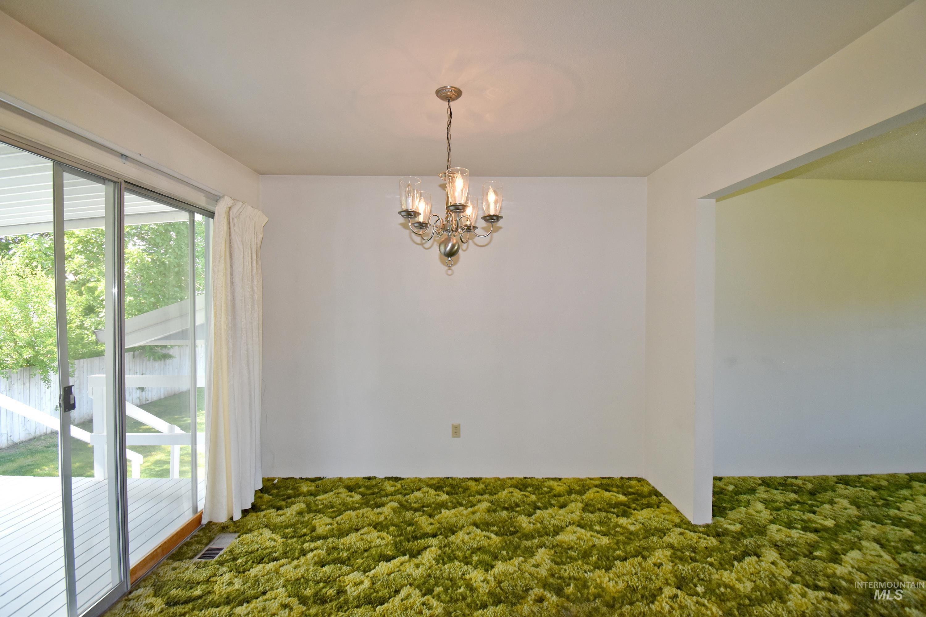 1115 College Court, Clarkston, Washington 99403, 4 Bedrooms, 2 Bathrooms, Residential For Sale, Price $345,000, 98986900