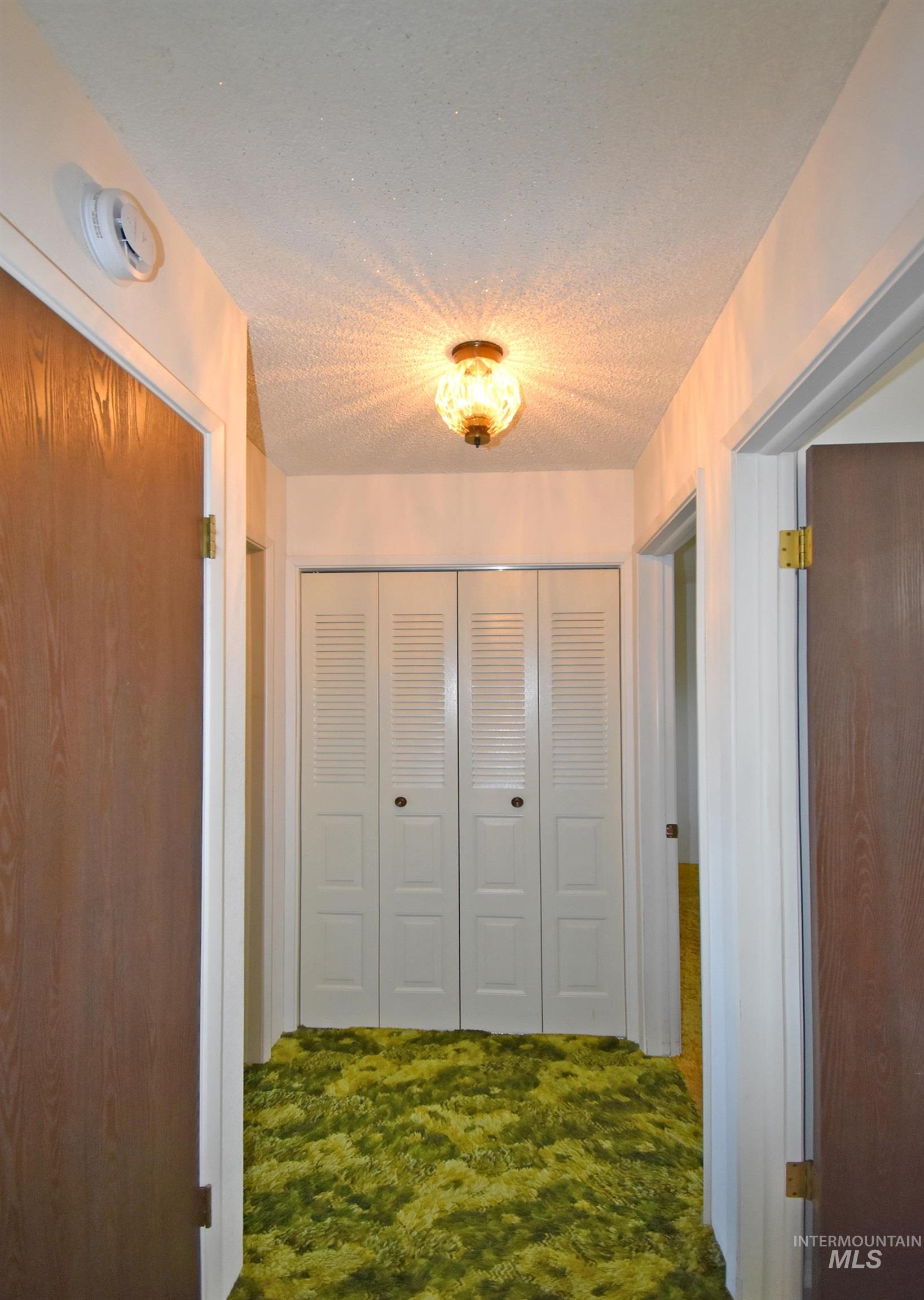 1115 College Court, Clarkston, Washington 99403, 4 Bedrooms, 2 Bathrooms, Residential For Sale, Price $345,000, 98986900