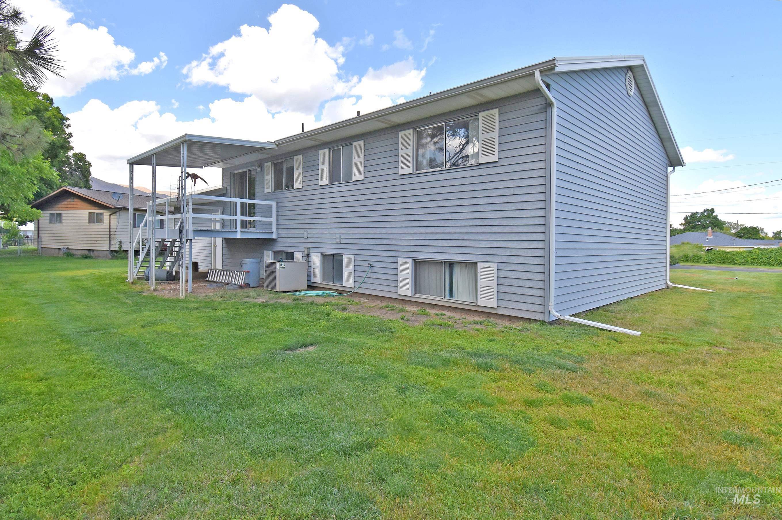 1115 College Court, Clarkston, Washington 99403, 4 Bedrooms, 2 Bathrooms, Residential For Sale, Price $345,000, 98986900