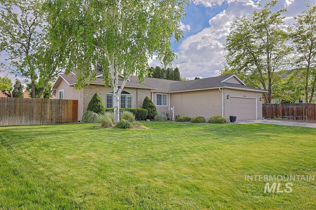2628 Elizabeth Blvd, Twin Falls, Idaho 83301, 3 Bedrooms, 2 Bathrooms, Residential For Sale, Price $425,000, 98986906